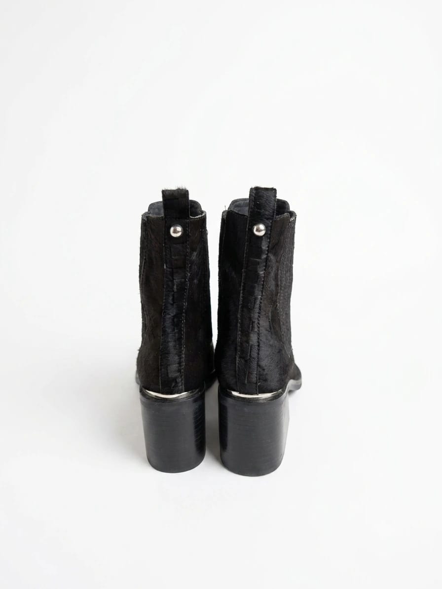 BOOT STUDY 01 - imagen 6