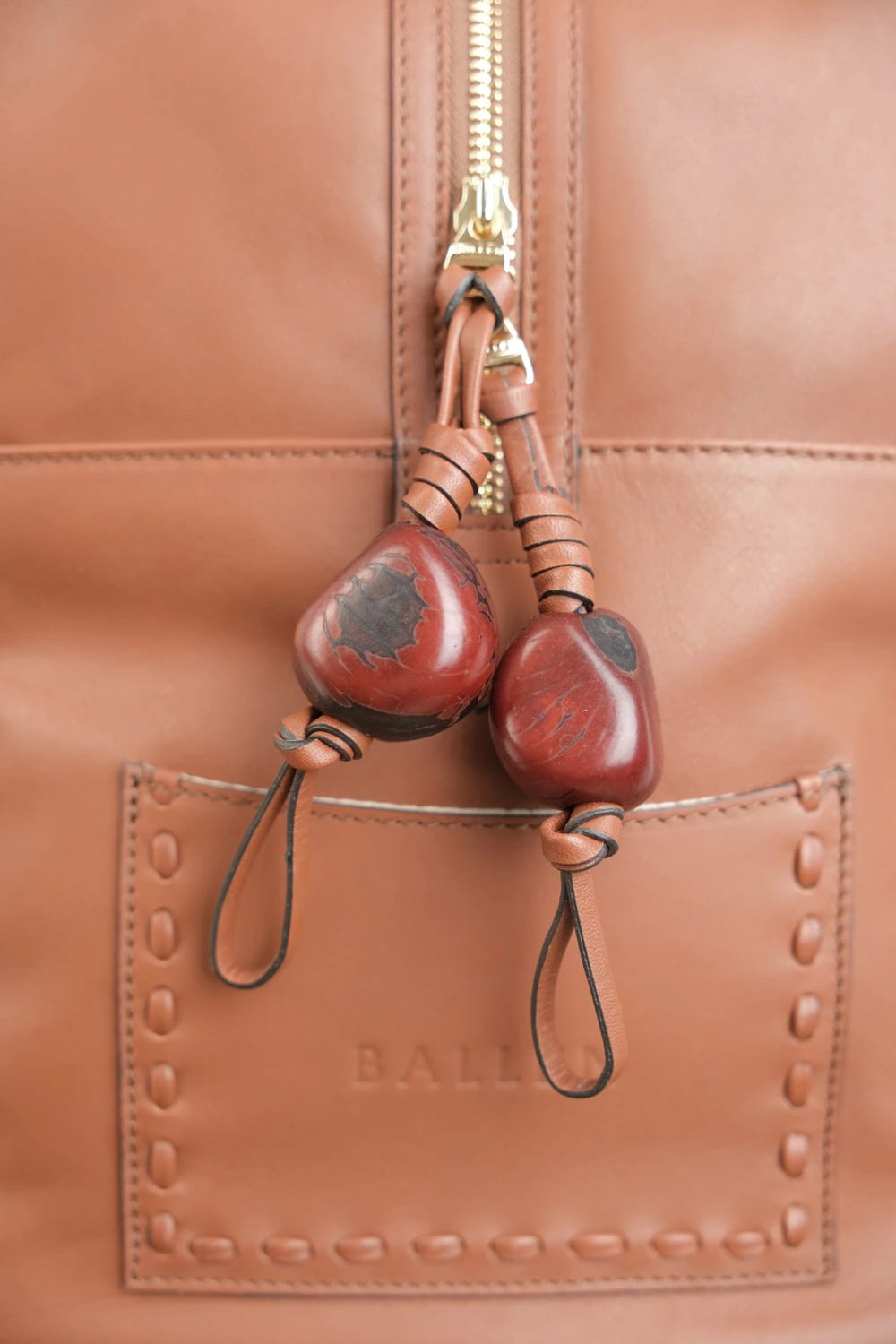 EL PASEO WEEKENDER - NAPA CUOIO - imagen 5