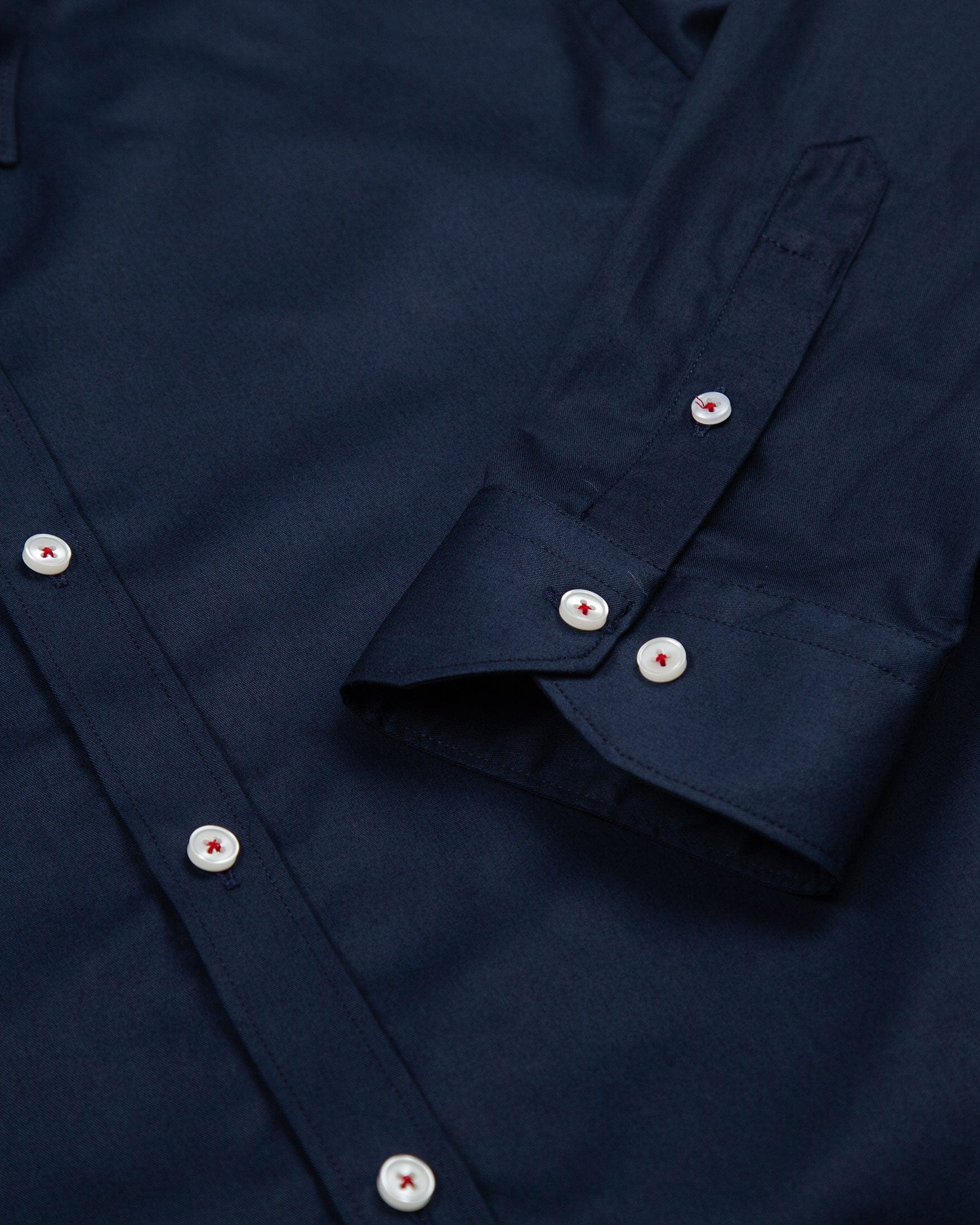 Camisa Sarga Botón Contraste Algodón Azul Oscuro - imagen 3