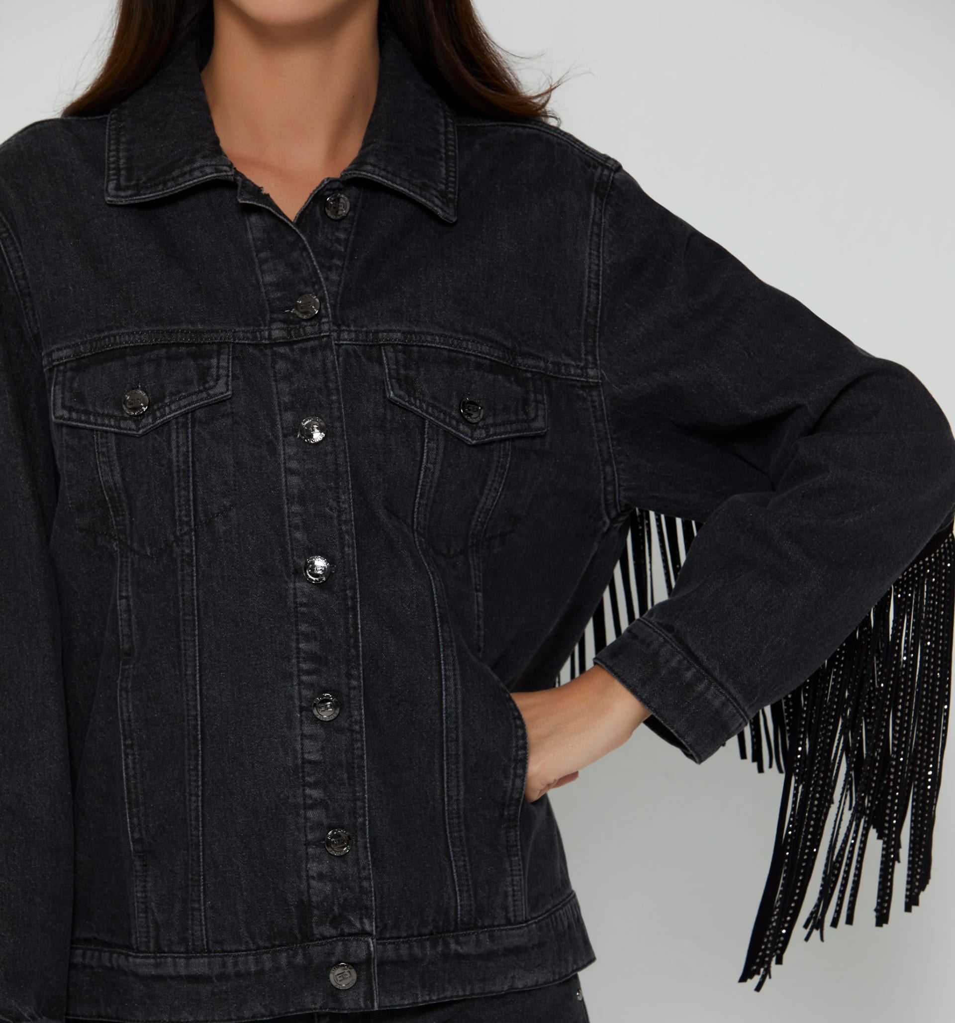 Chaqueta over size con flecos - imagen 3