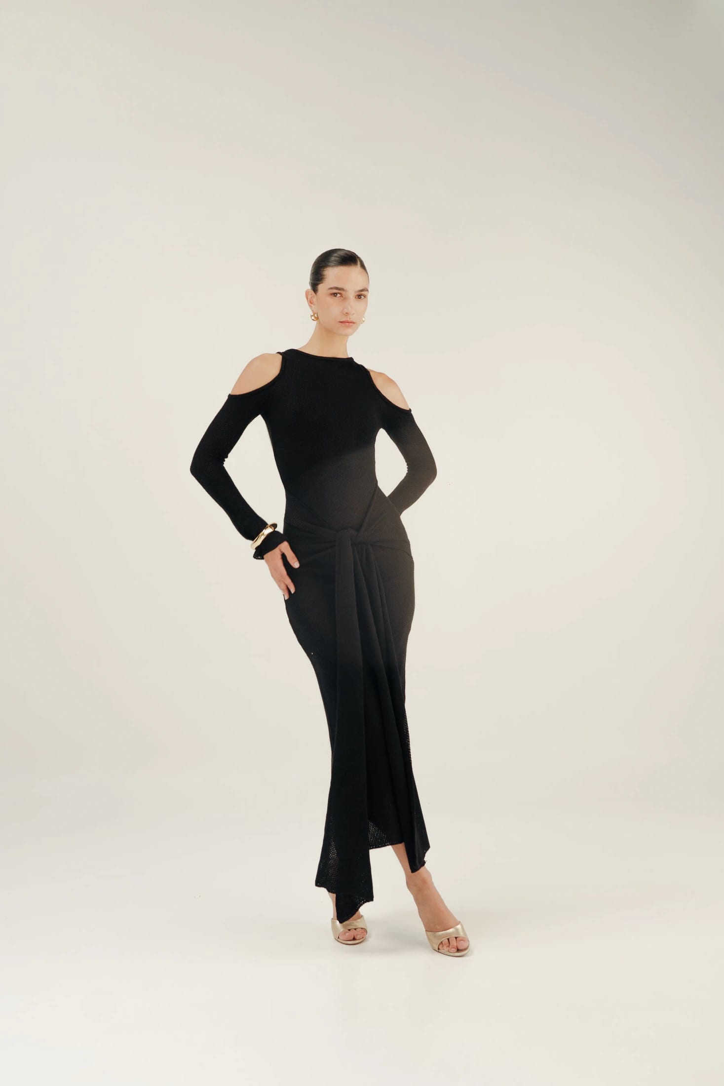 VESTIDO VOLVER AL VALLE - BLACK - imagen 1