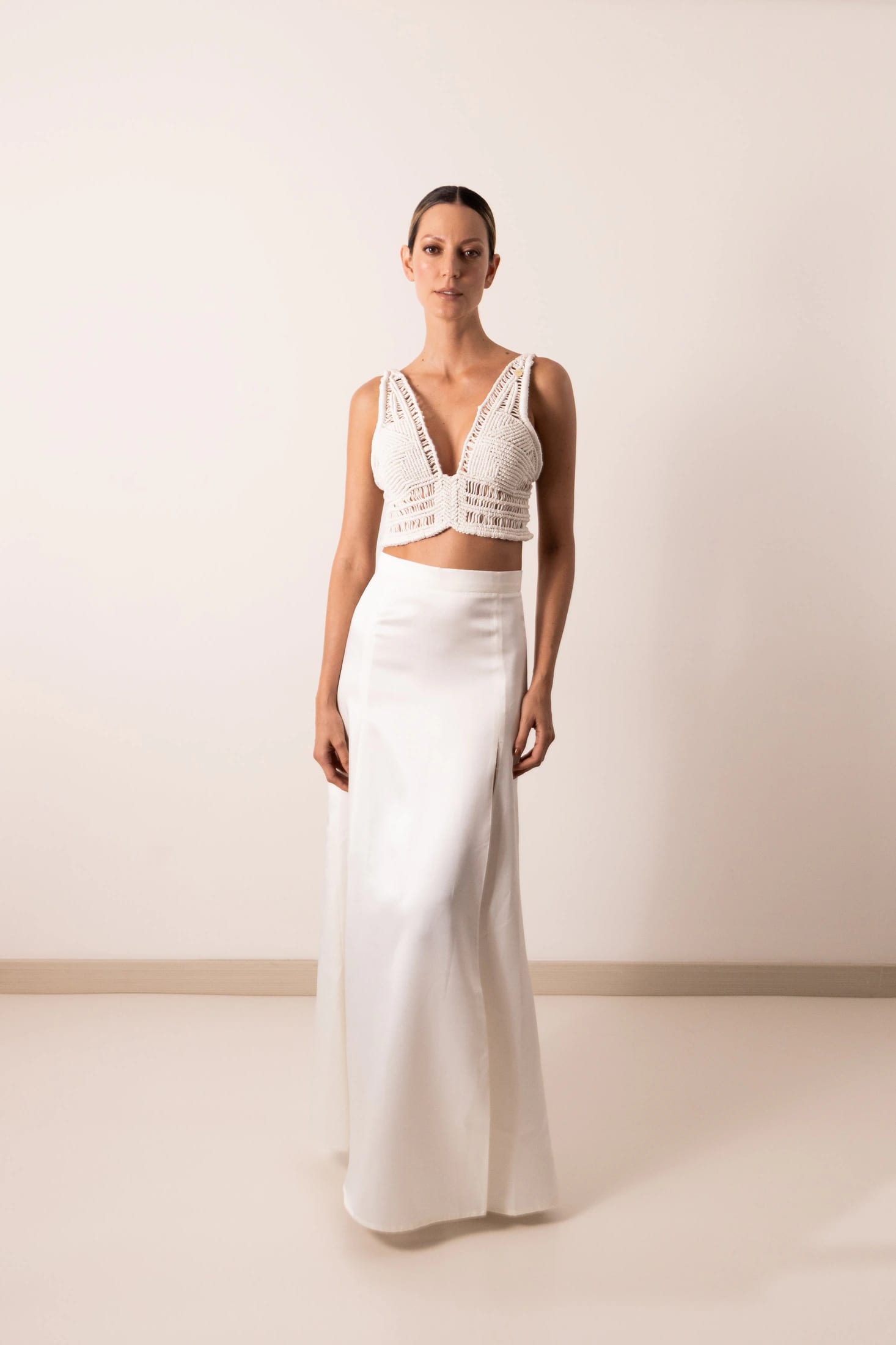 CROPTOP MOMA SIN APLIQUES NOVIA - imagen 1