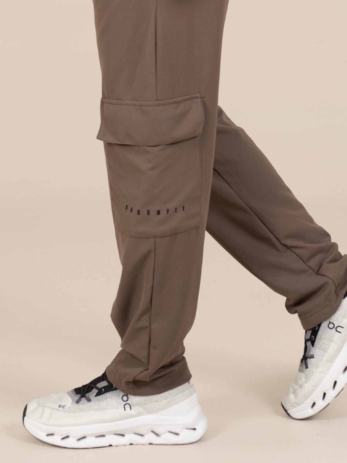 Jogger yude grecia cafe - imagen 3