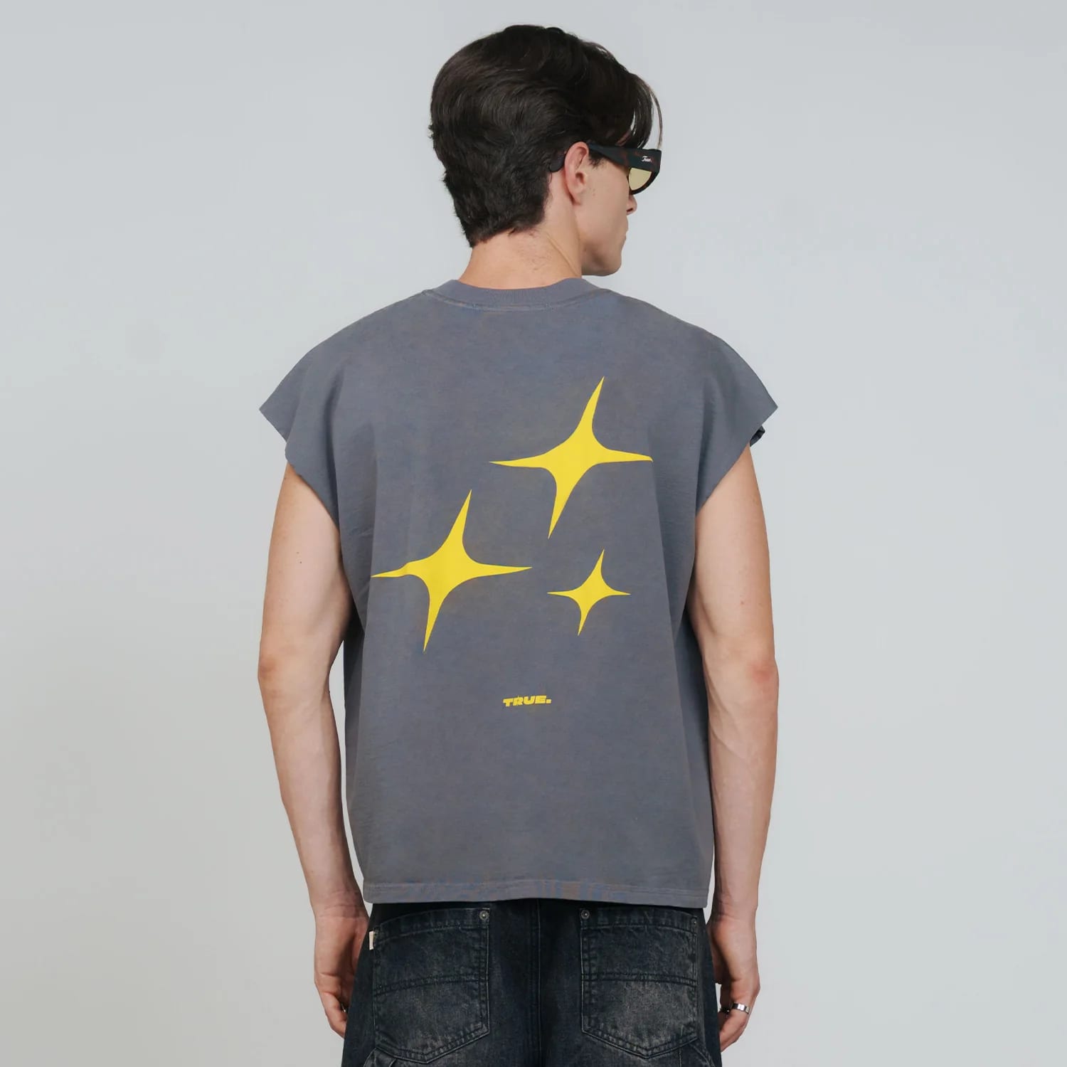 Intuition Sleeveless Tee - Gray - imagen 4