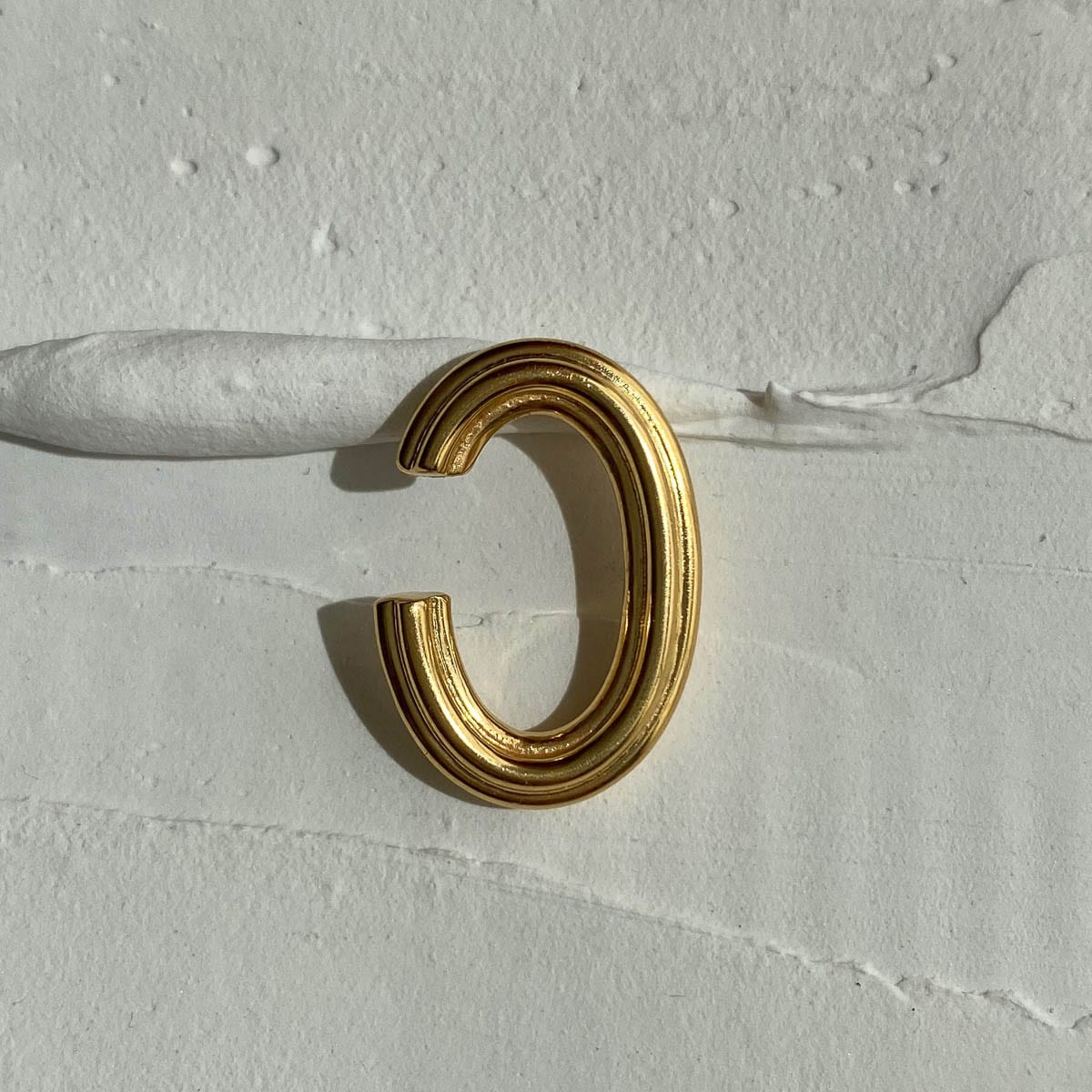 EAR CUFF PARALLEL ORO - imagen 1