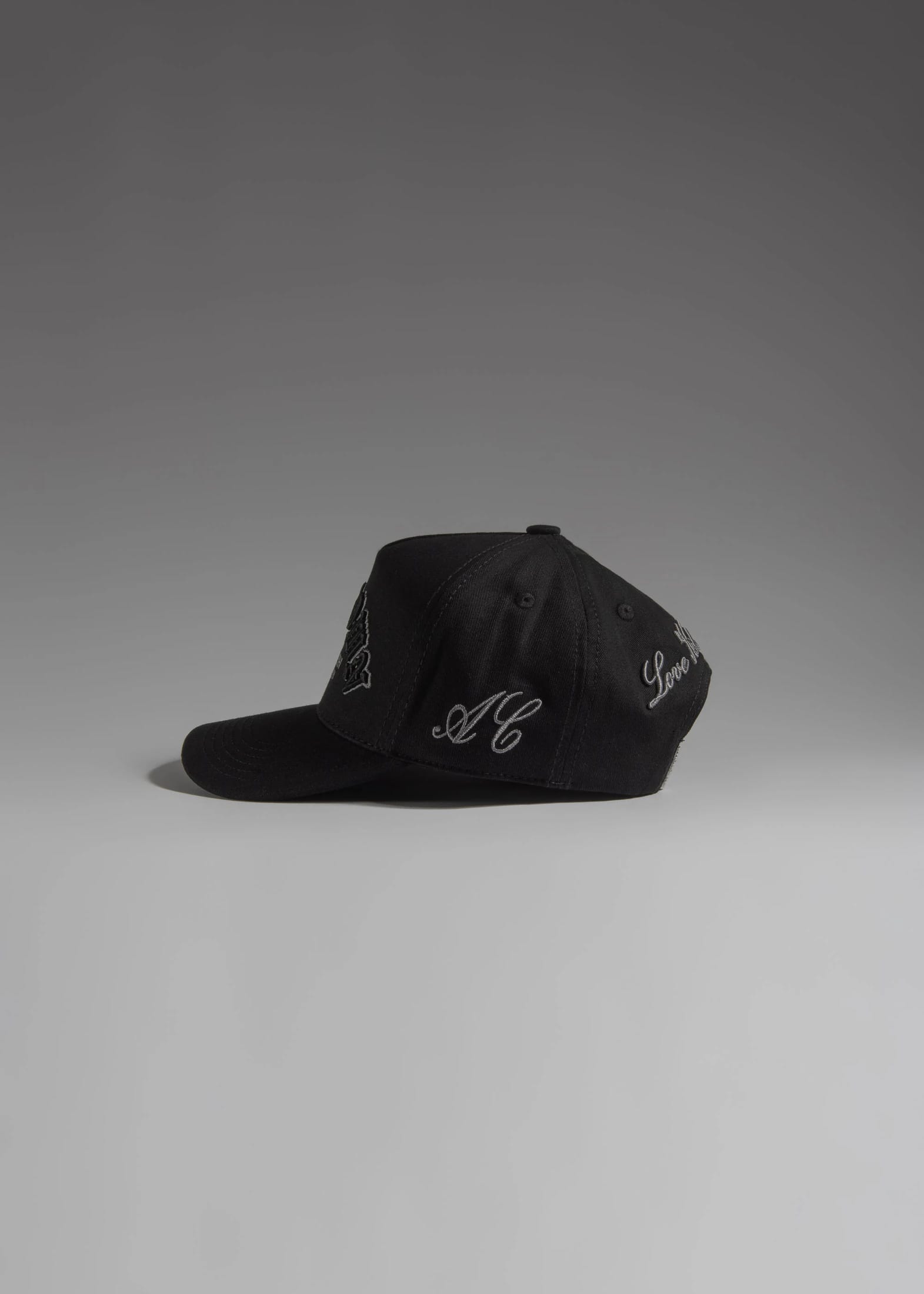 VELVET CROWN CAP - imagen 6