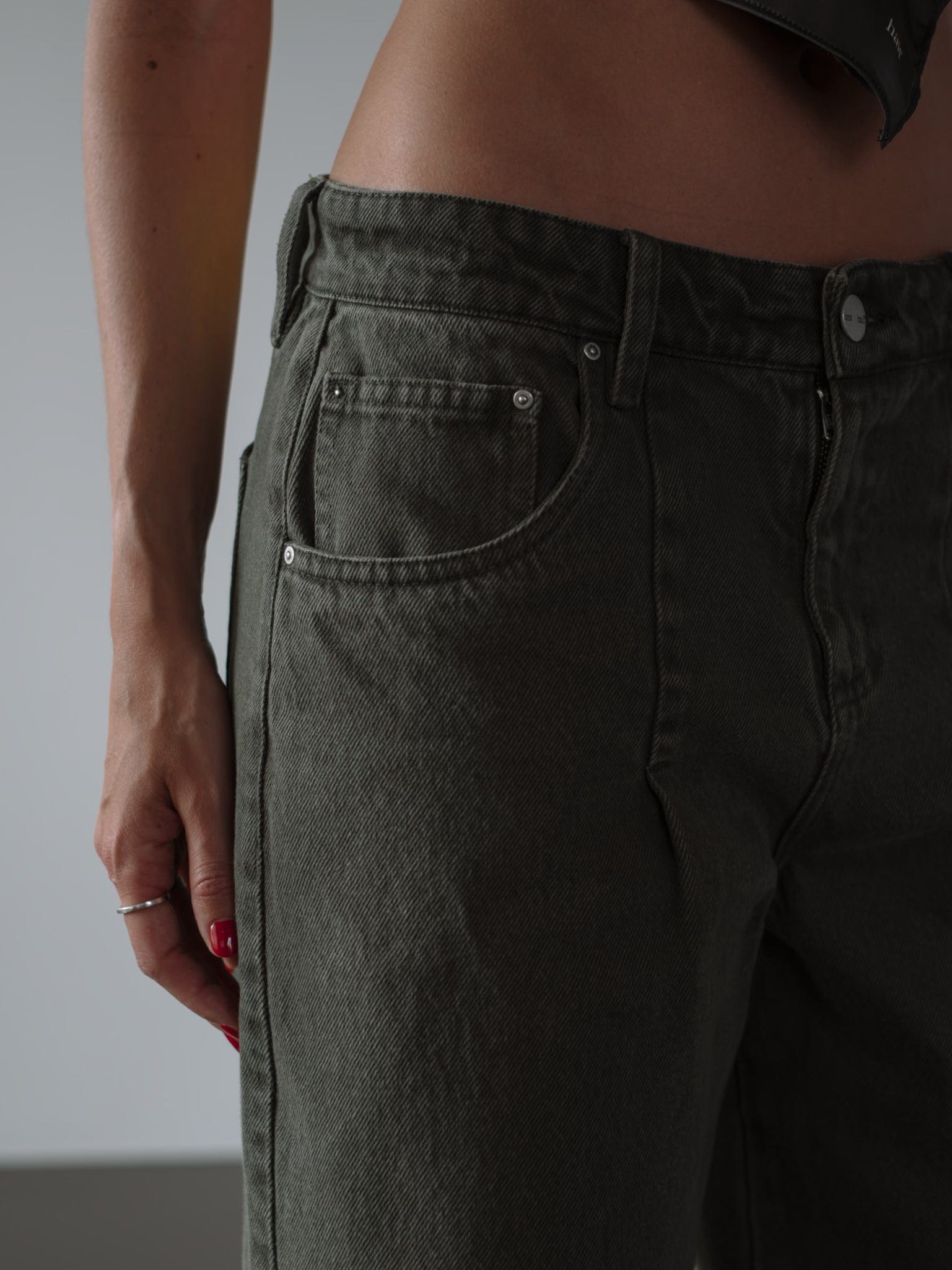 OVERSIZED BAGGY JEAN - OLIVE - imagen 9