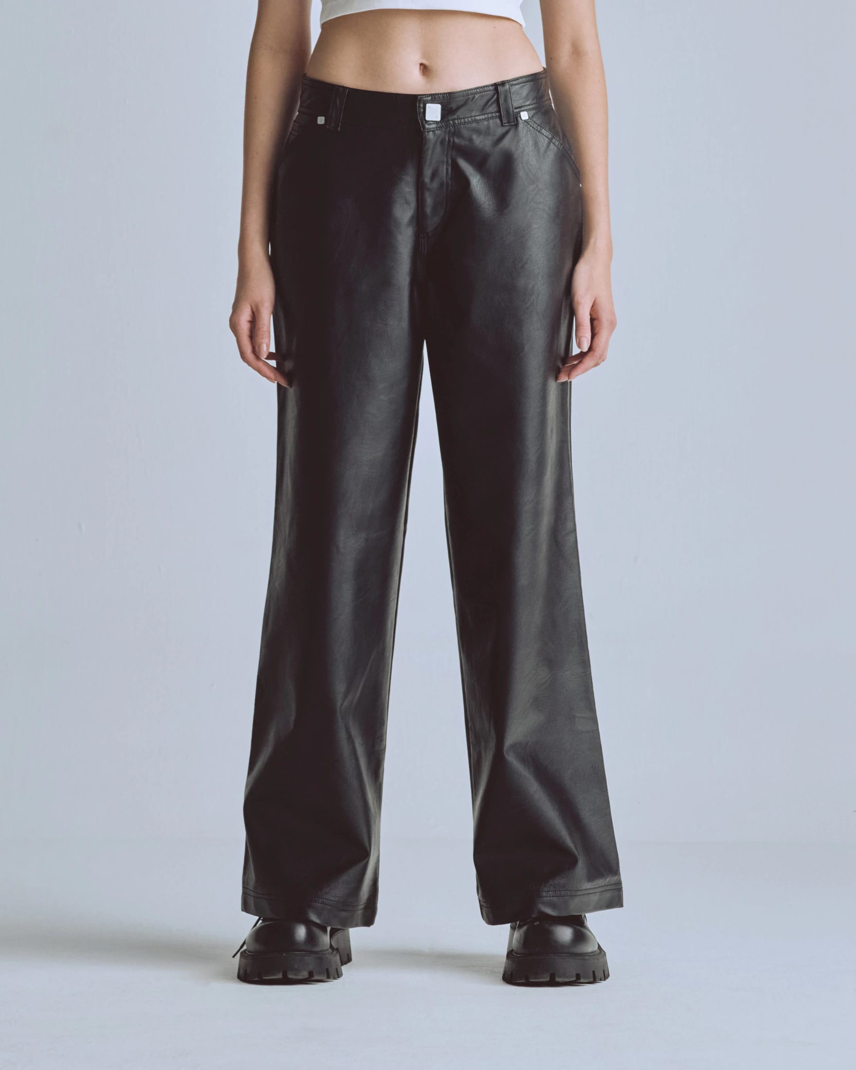 W Capsule Basic Pleather Wide Jeans Black - imagen 2
