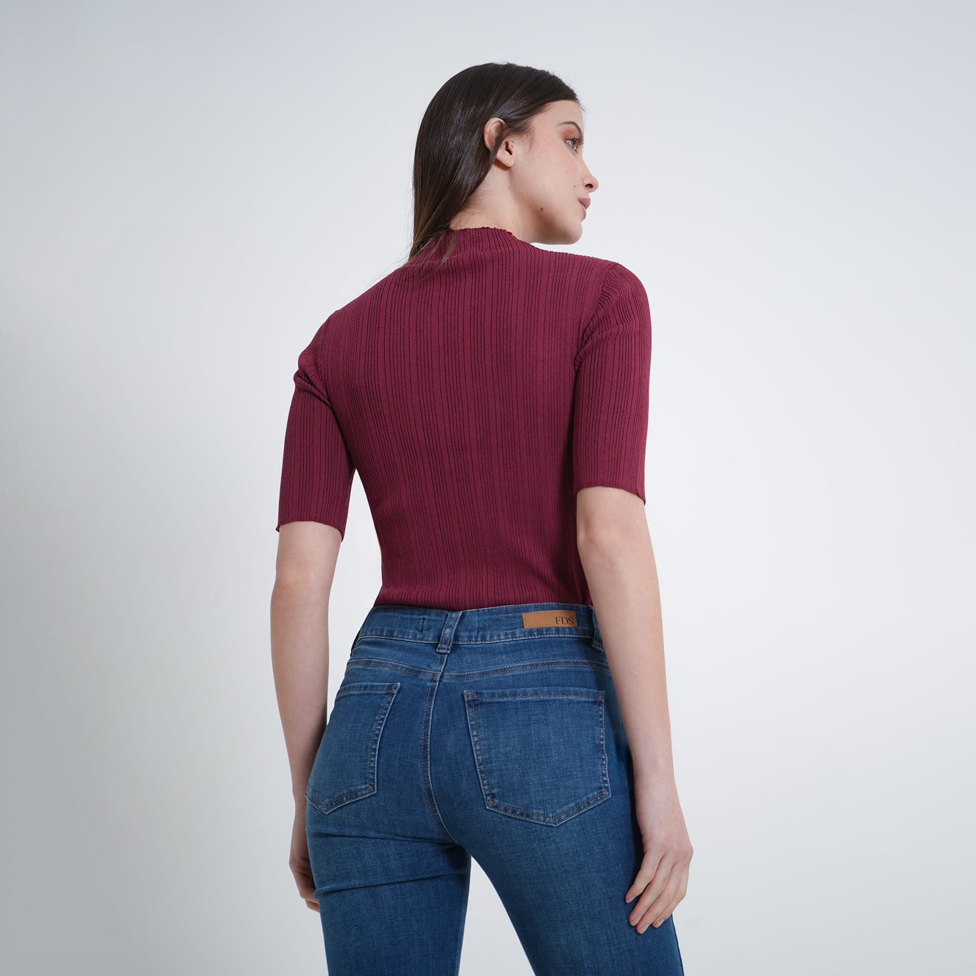 Sweater cuello alto manga al codo - imagen 11