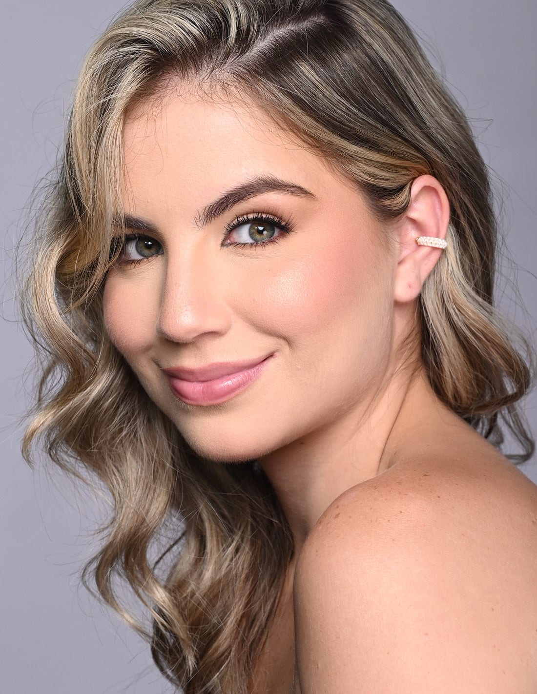 Ear Cuff Luna Creciente Marfil - imagen 1