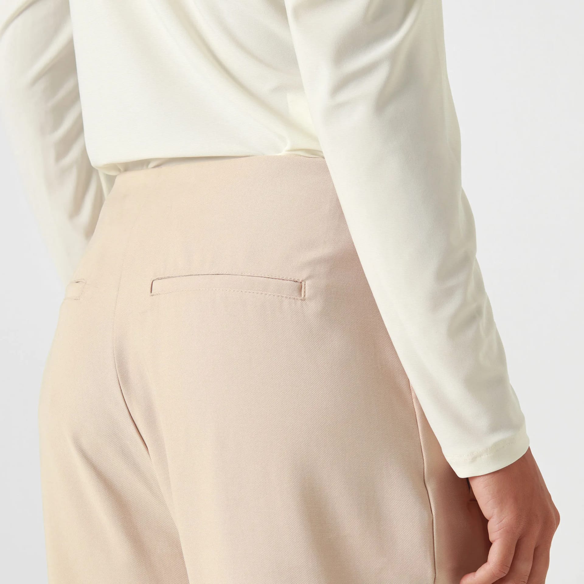 Pantalon Tiro Alto Bota Recto - imagen 4