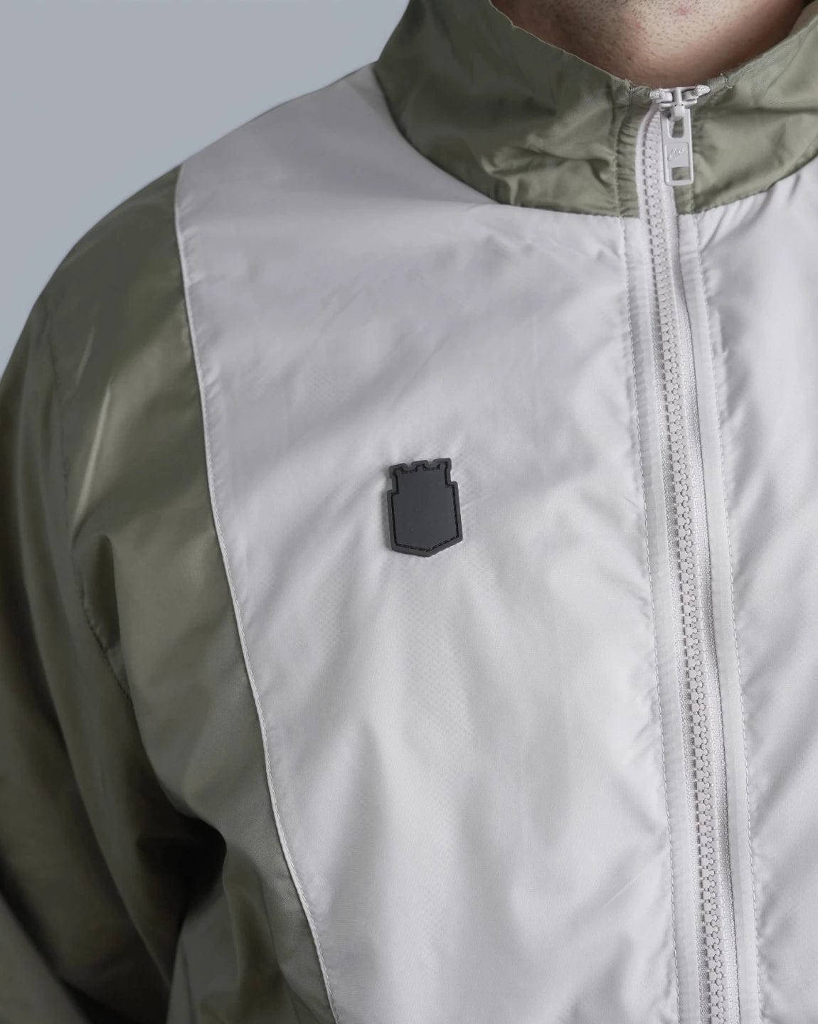 CONJUNTO CHAQUETA/SUDADERA VERDE NIKE - imagen 5