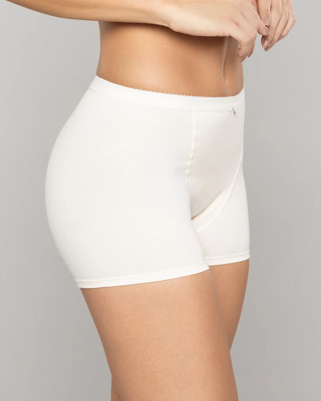 Boxer Femenino Tiro Alto Control Suave en Algodón con Efecto Levanta Cola Ref. 8058 - imagen 7