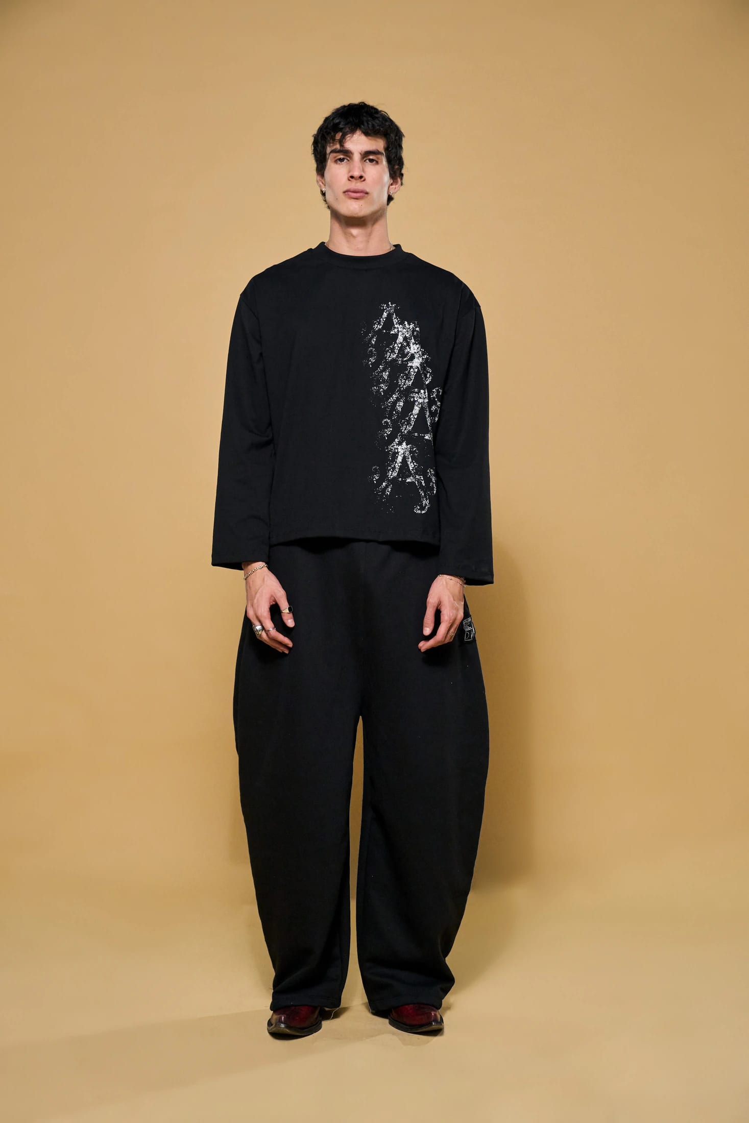 Basics V3 - Noir Long sleeve - imagen 2