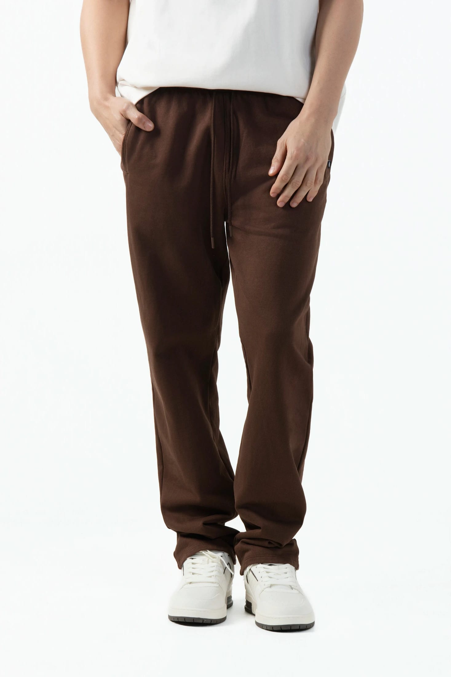 PANTALON SUDADERA COLOR SHAVED CHOCOLATE - imagen 2
