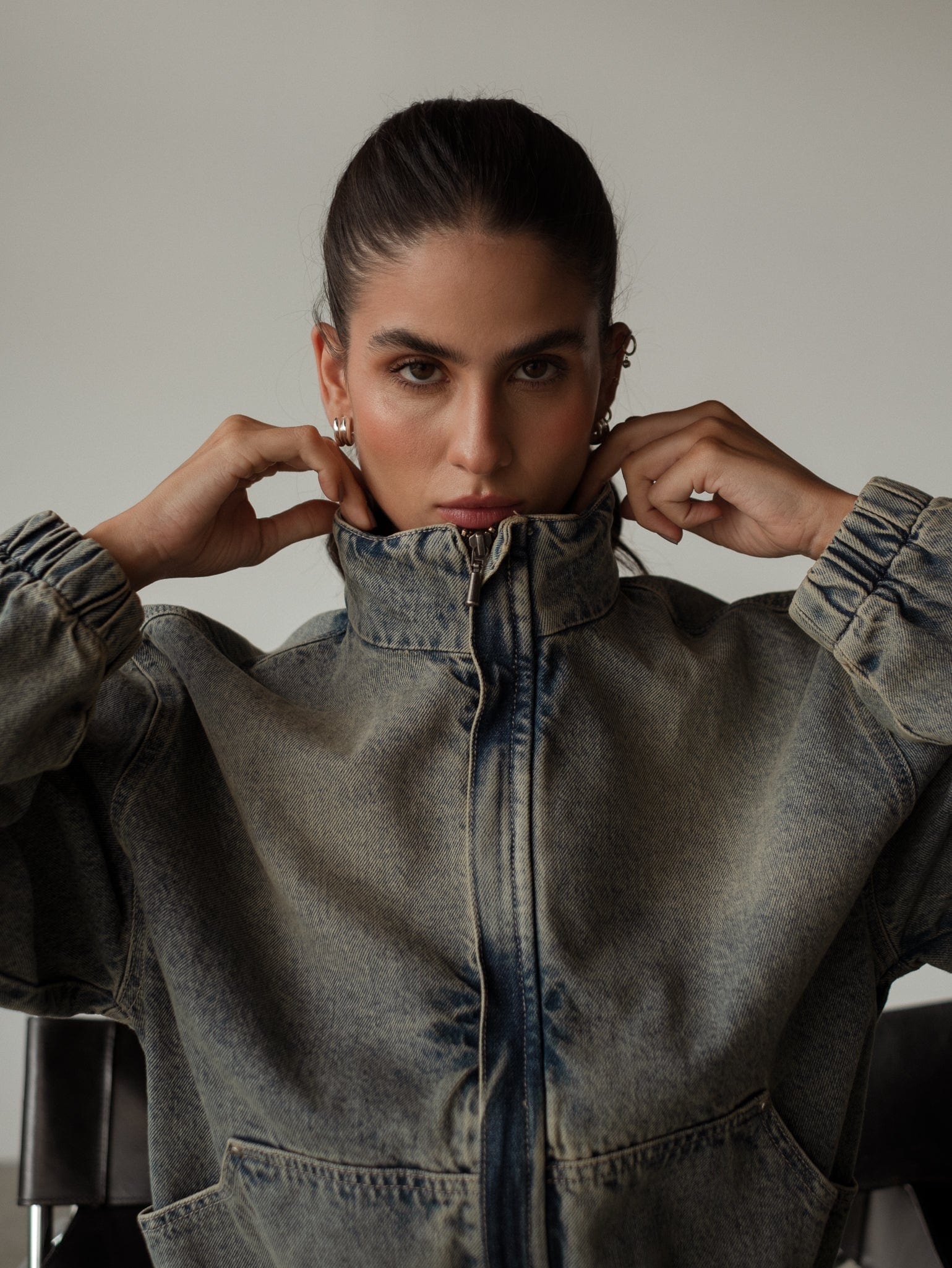 DENIM BOMBER JACKET - SUNBLEACHED - imagen 10