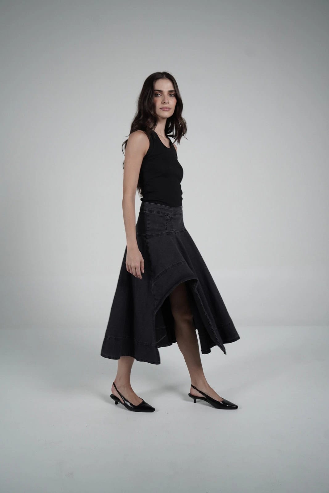 Black asymmetrical skirt - imagen 3