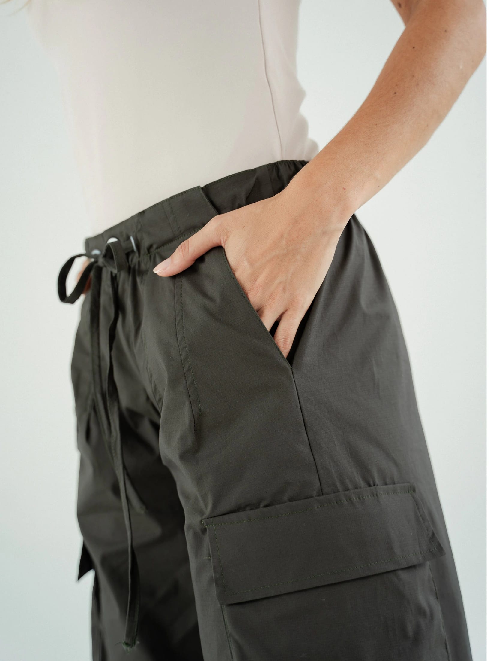 Pantalon Wide Cargo Militar - imagen 3