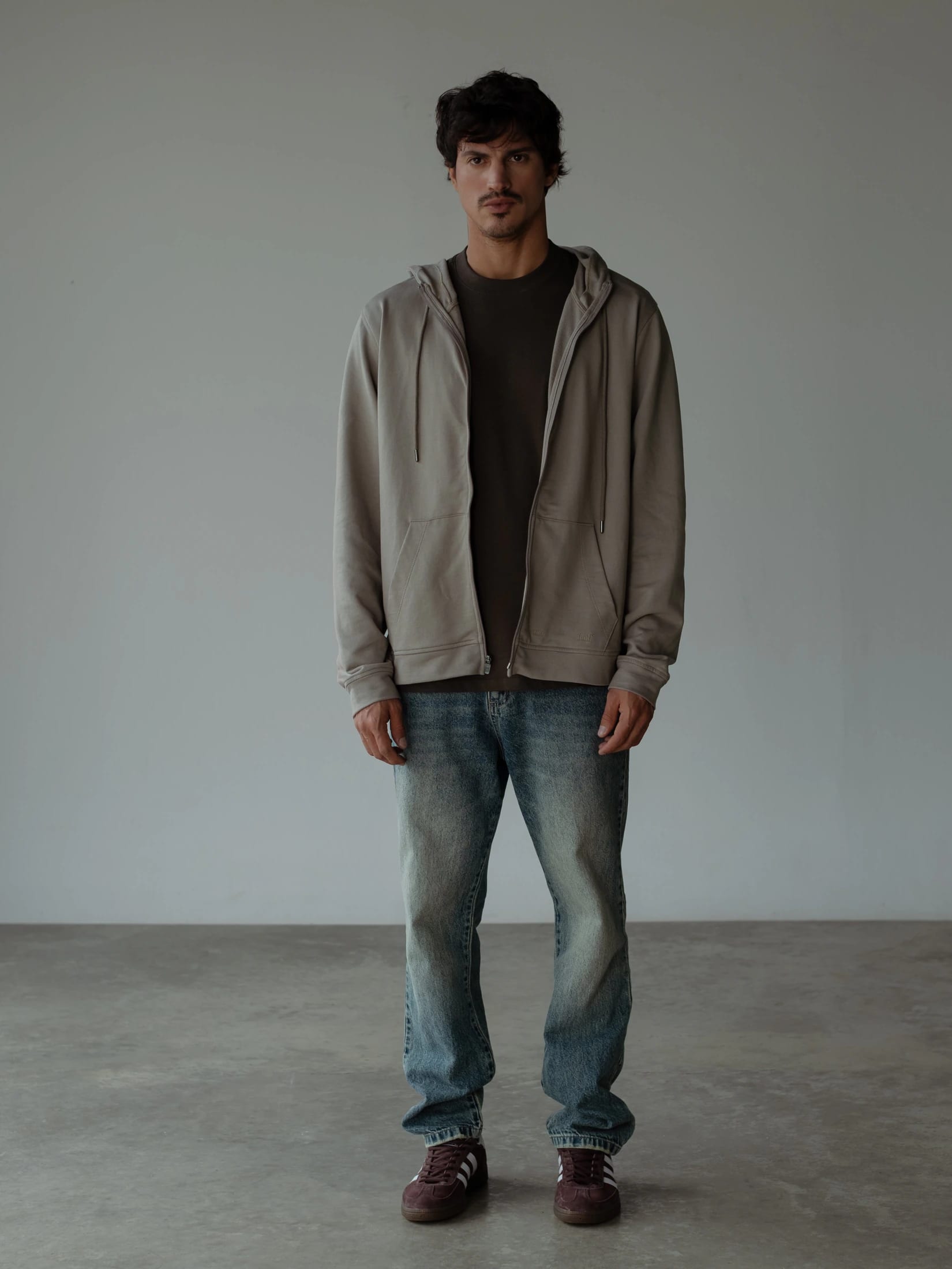 CLASSIC HOODIE - MOCCA - imagen 17