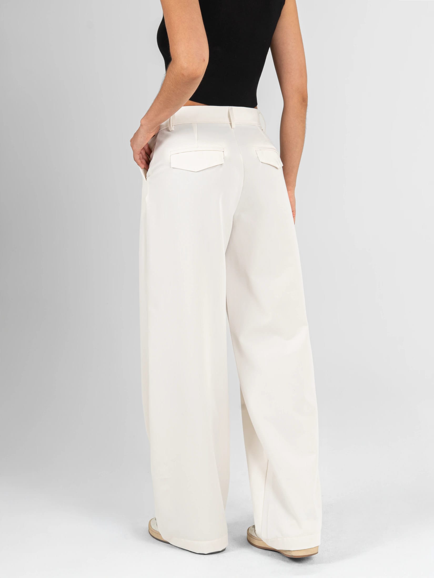 Ref: 0620608 Pantalón straight leg, tehido plano liviano, tiro alto, tono ivory - imagen 2