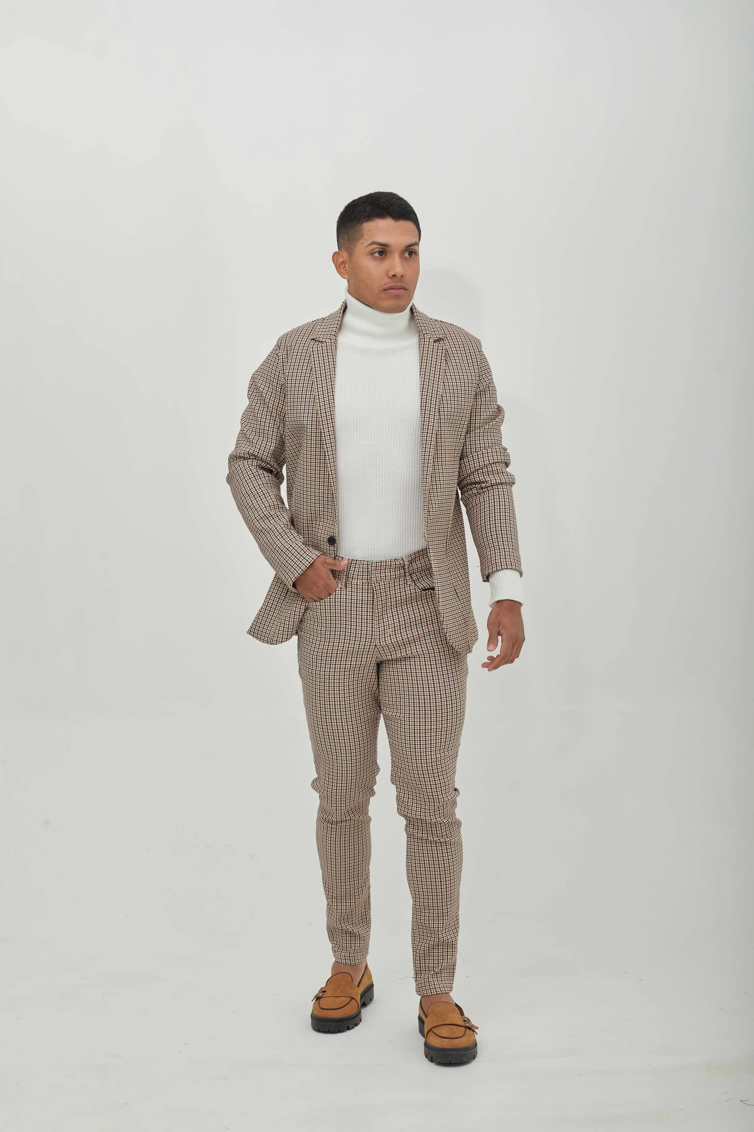 Traje Clásico Essential Beige - imagen 1