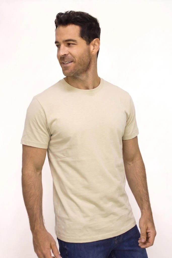 CAMISETA BÁSICA LIVIANA CUELLO REDONDO BEIGE PARA HOMBRE - imagen 1