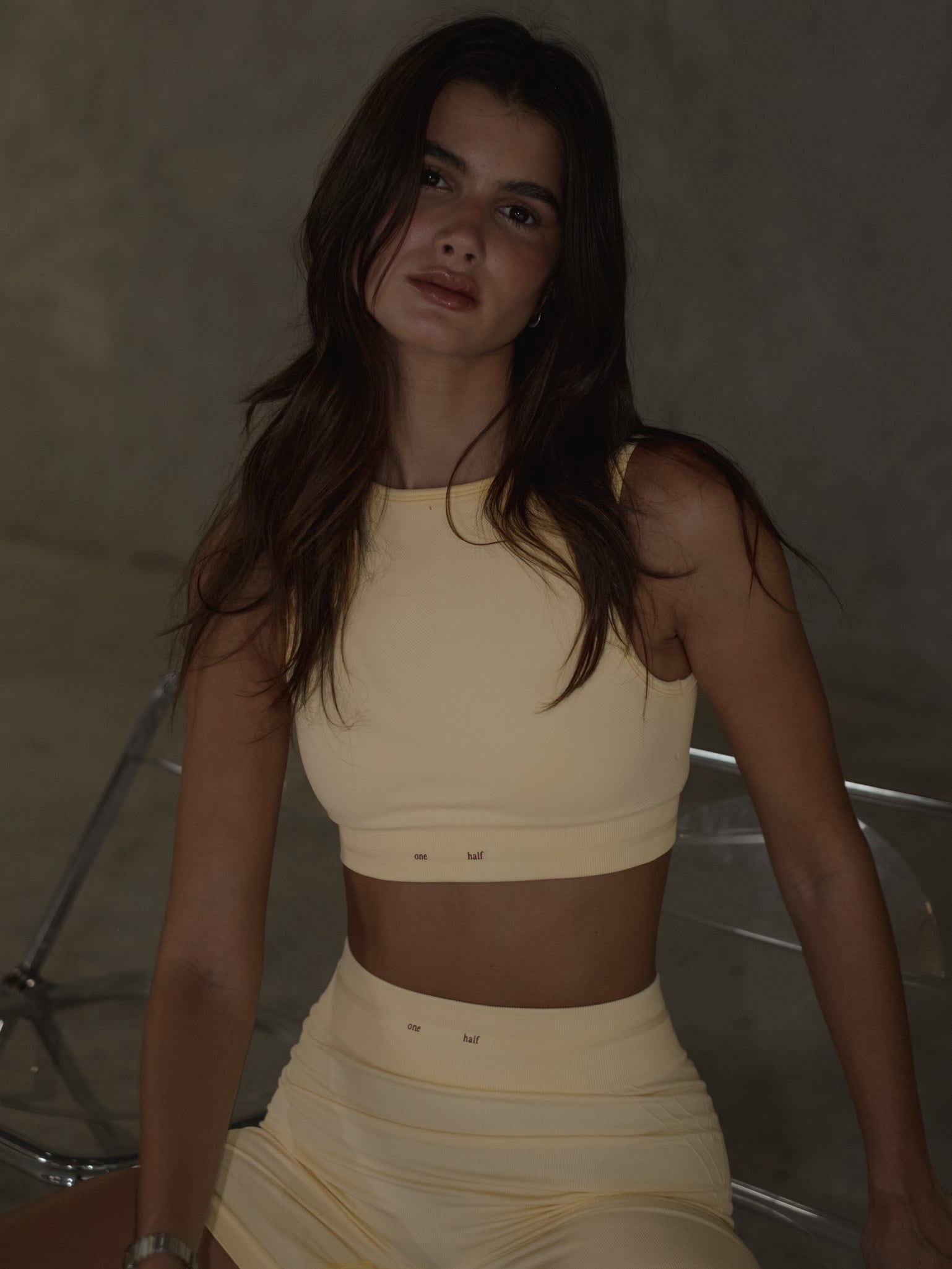 CLEAN LINES SEAMLESS TOP - YELLOW UNDERTONE - imagen 1
