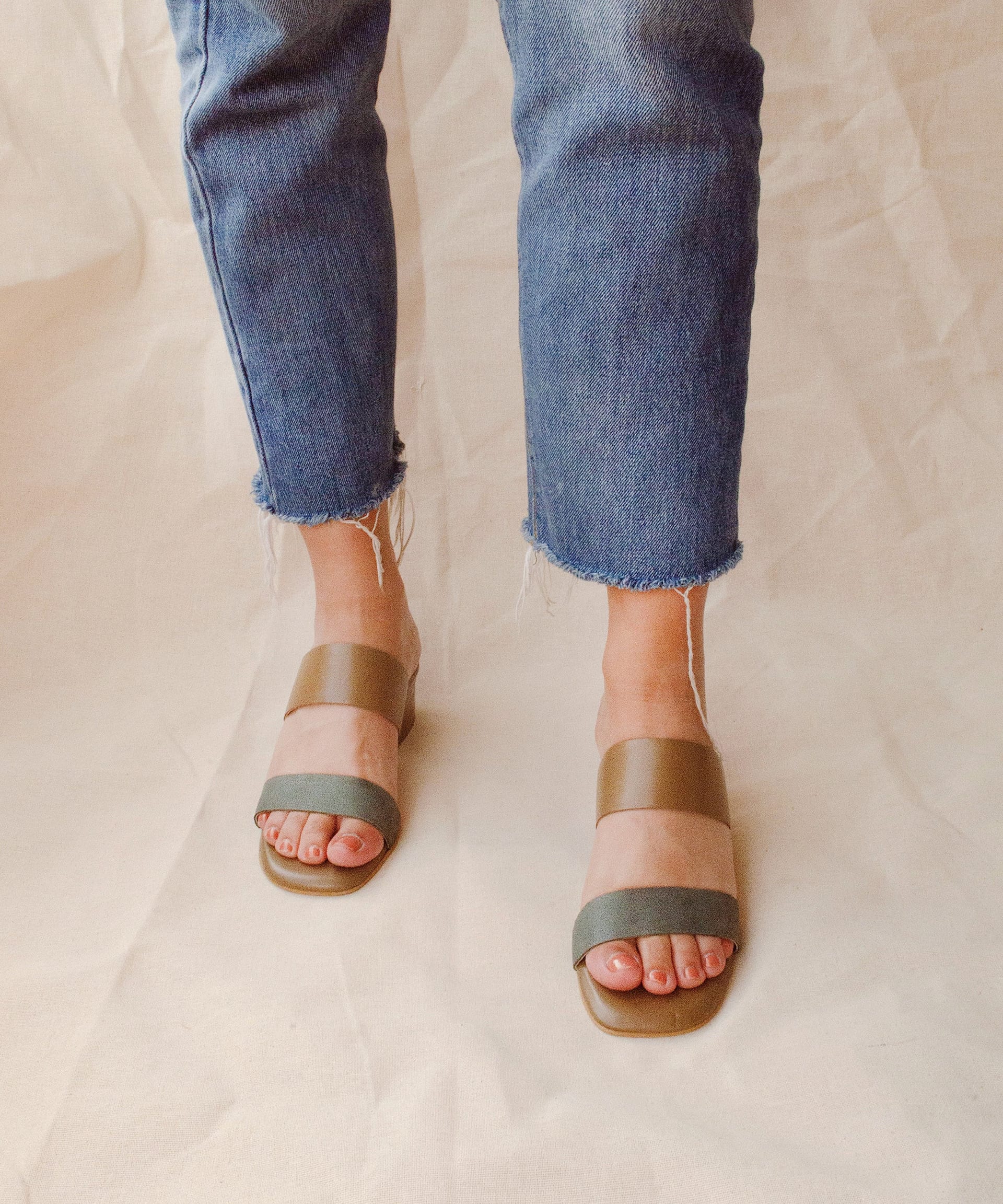 Double band sandals | Taupe Verde - imagen 2