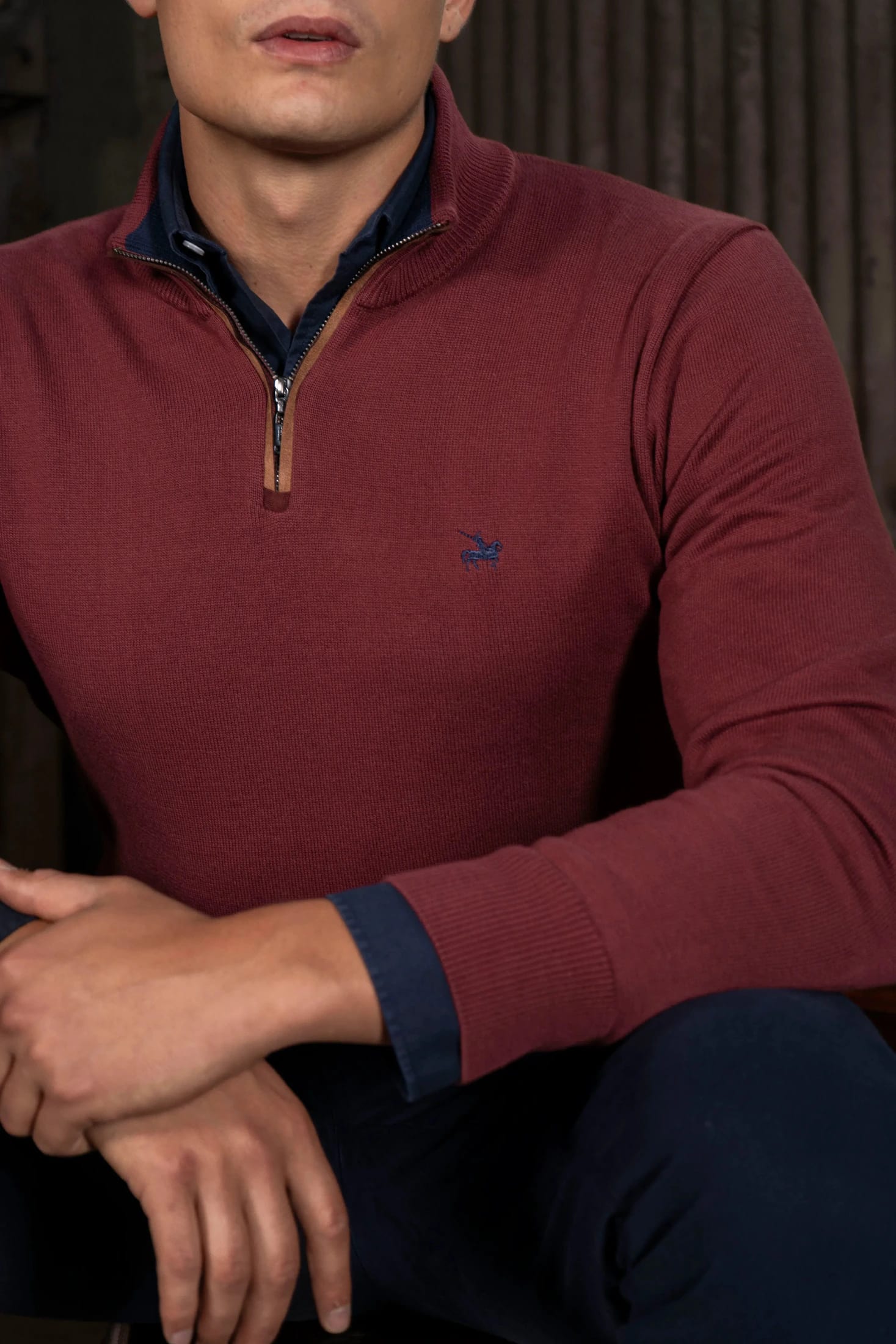 Suéter Halfzip Legacy Hombre Vinotinto - imagen 2