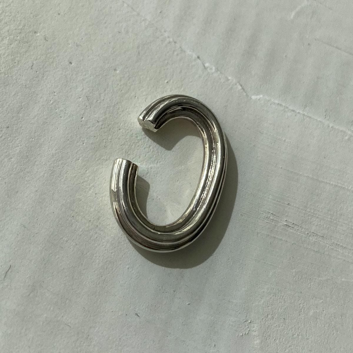 EAR CUFF PARALLEL PLATA - imagen 4