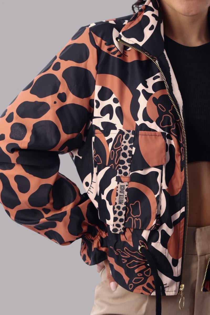 Chaqueta corta estampada Ojo Salvaje - imagen 12