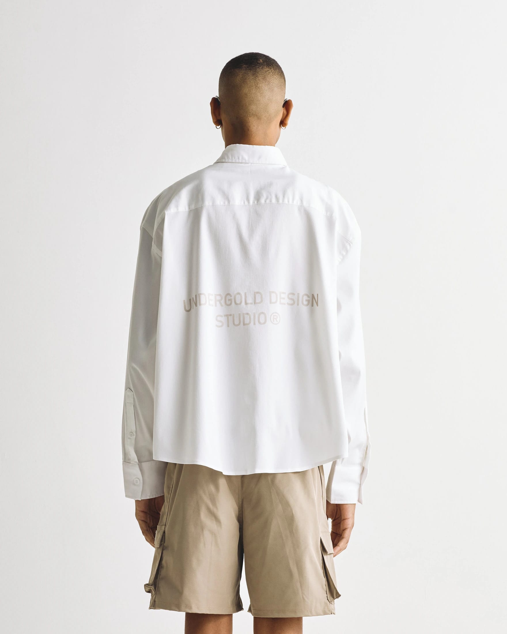 Basics Undergold Design Studio Long Sleeve Boxy Shirt Bone - imagen 15
