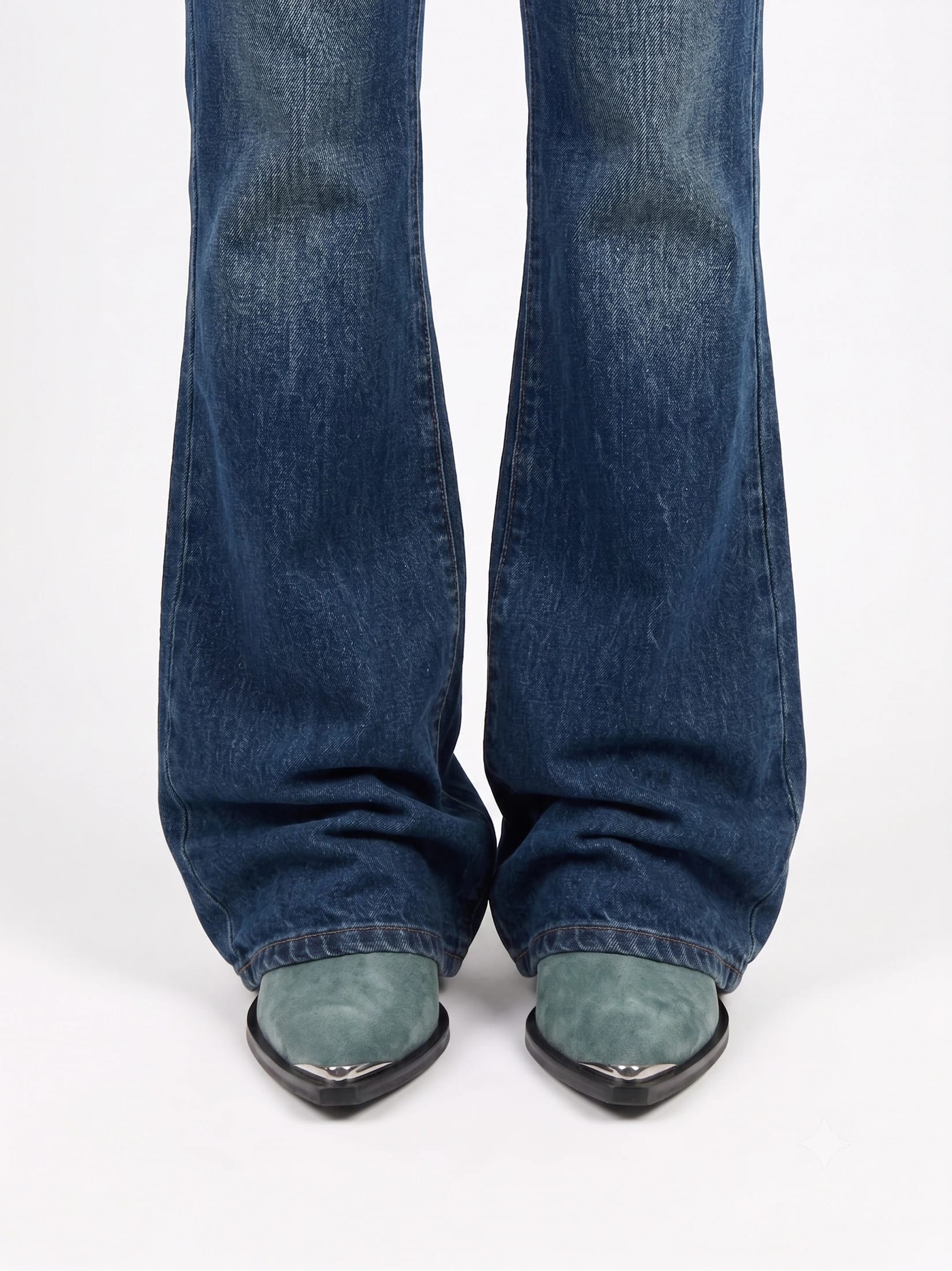 BOOT STUDY 03 - imagen 2