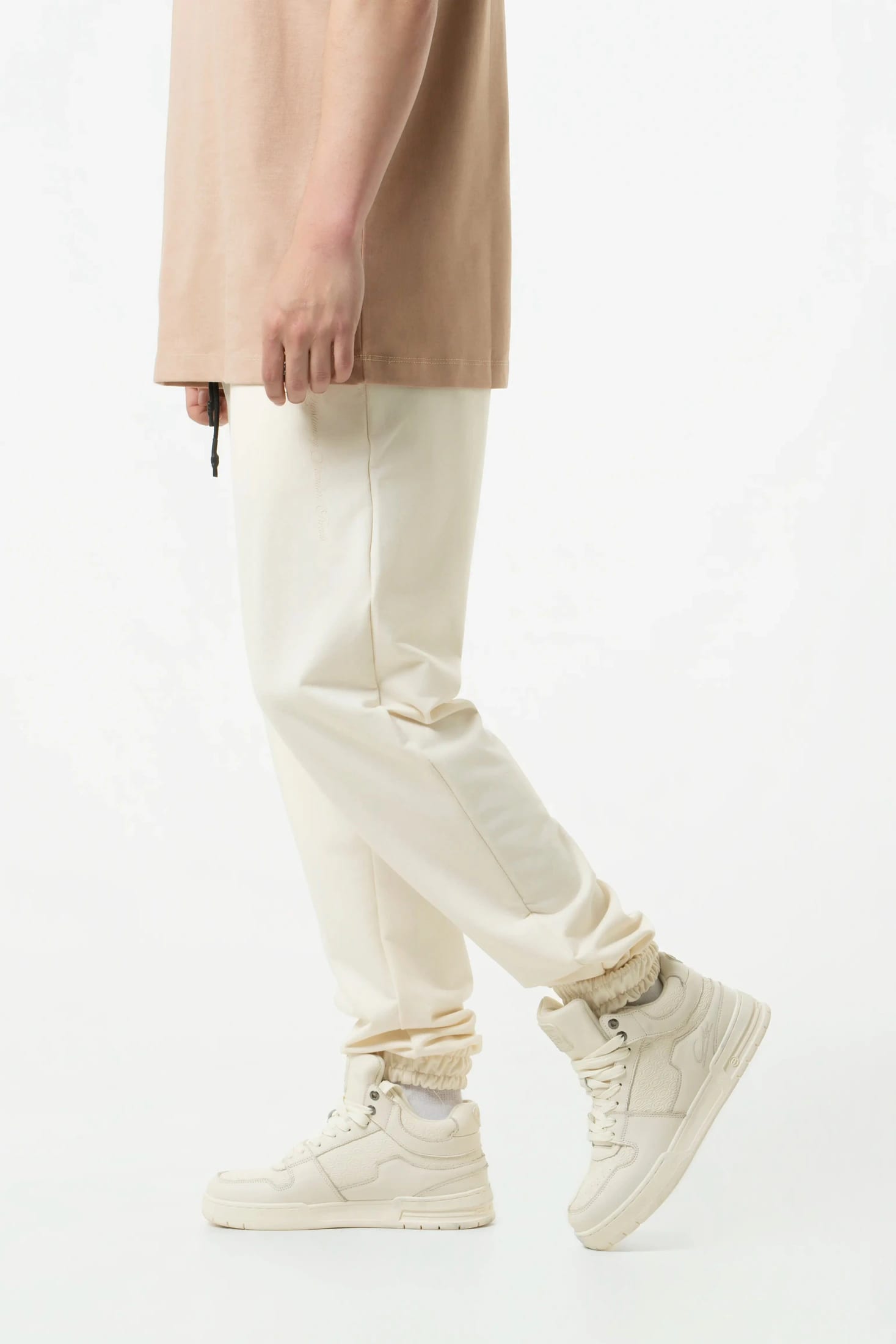 PANTALON JOGG COLOR IVORY - imagen 3