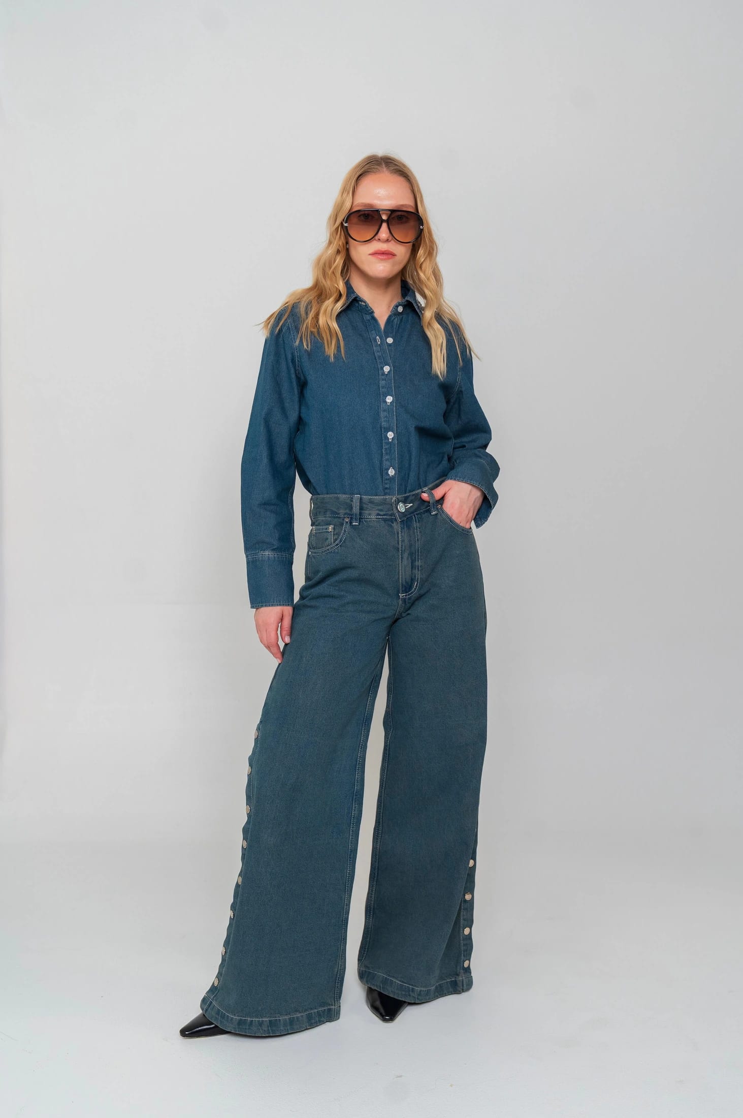 Blue Side Buttons Jeans - imagen 2