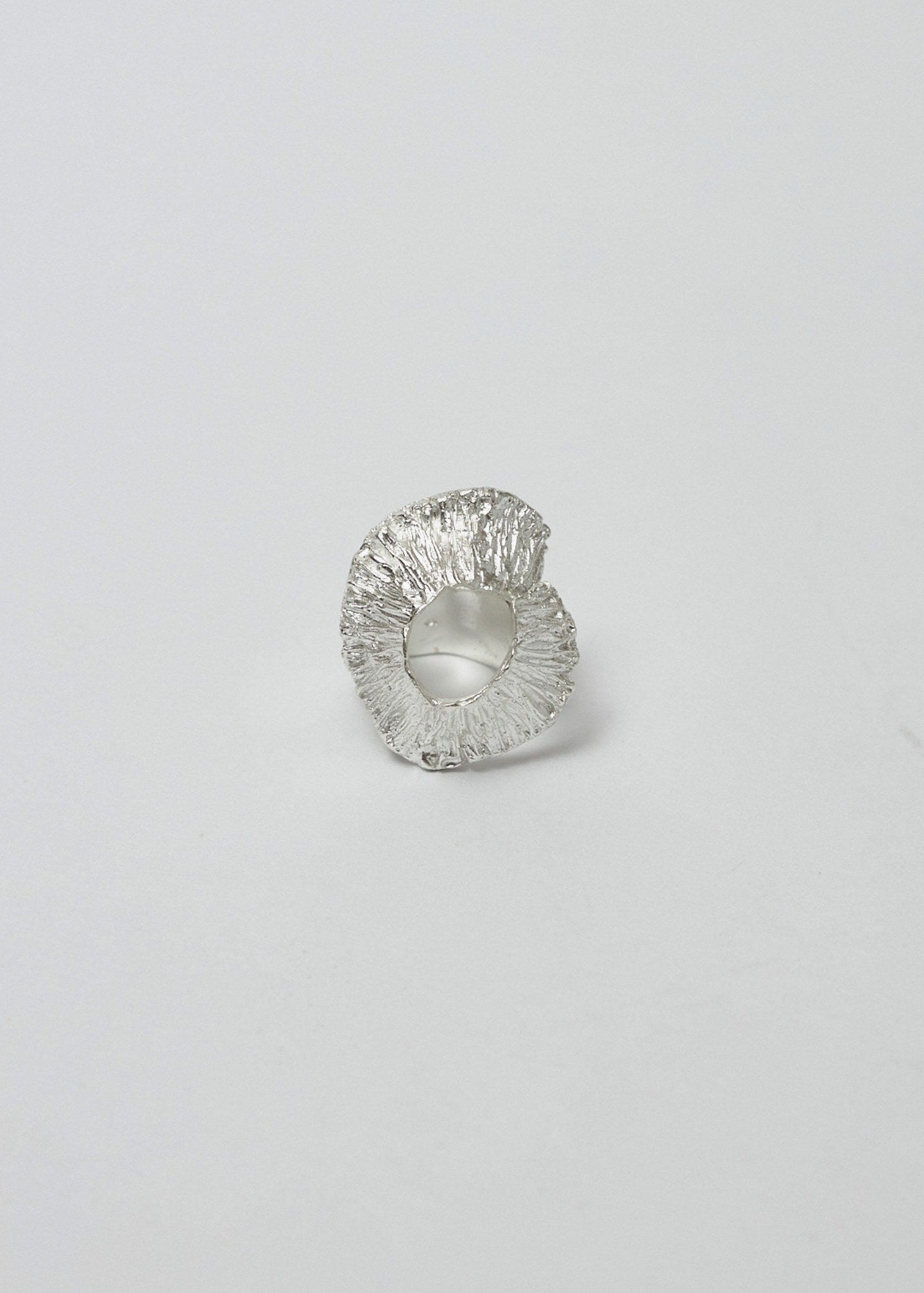 MAXI MOON PIECE RING - imagen 3