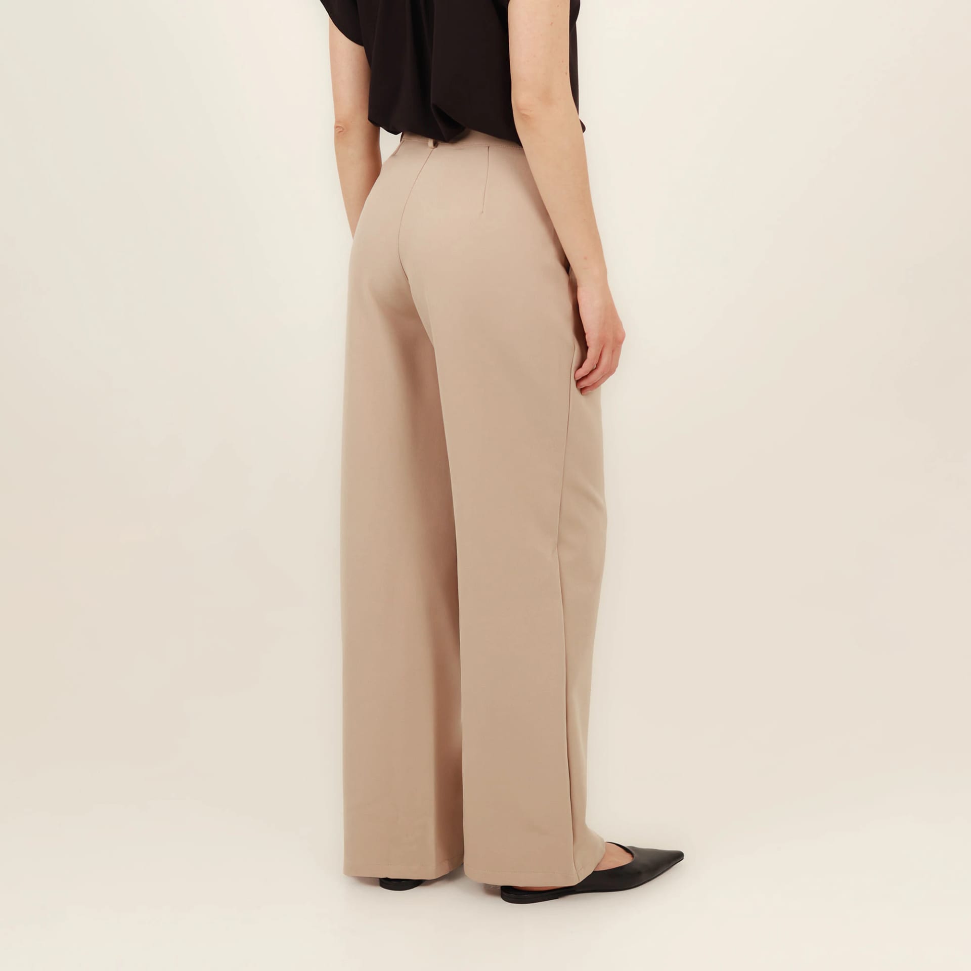 Pantalón rectobásico con pinzas - imagen 3
