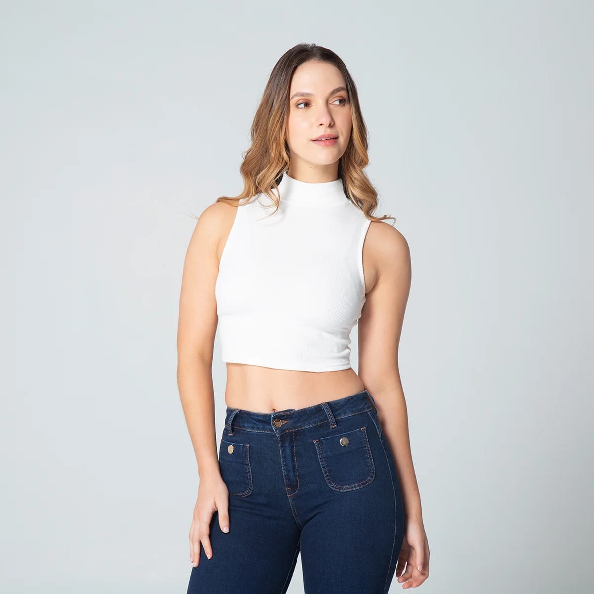 Crop Top Cuello Tortuga Sasha - imagen 3