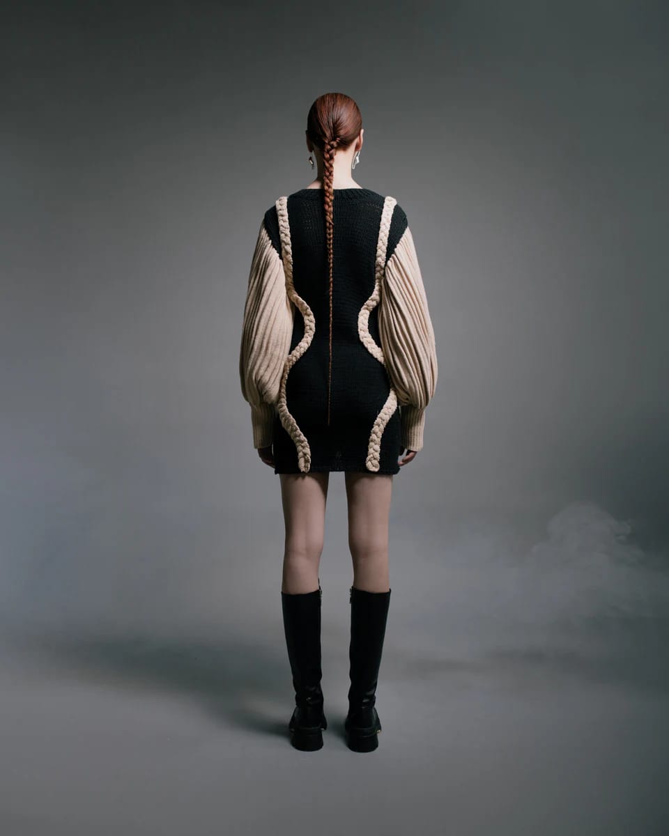 MINI WOVEN DRESS WITH WAVY BRAIDS - imagen 4
