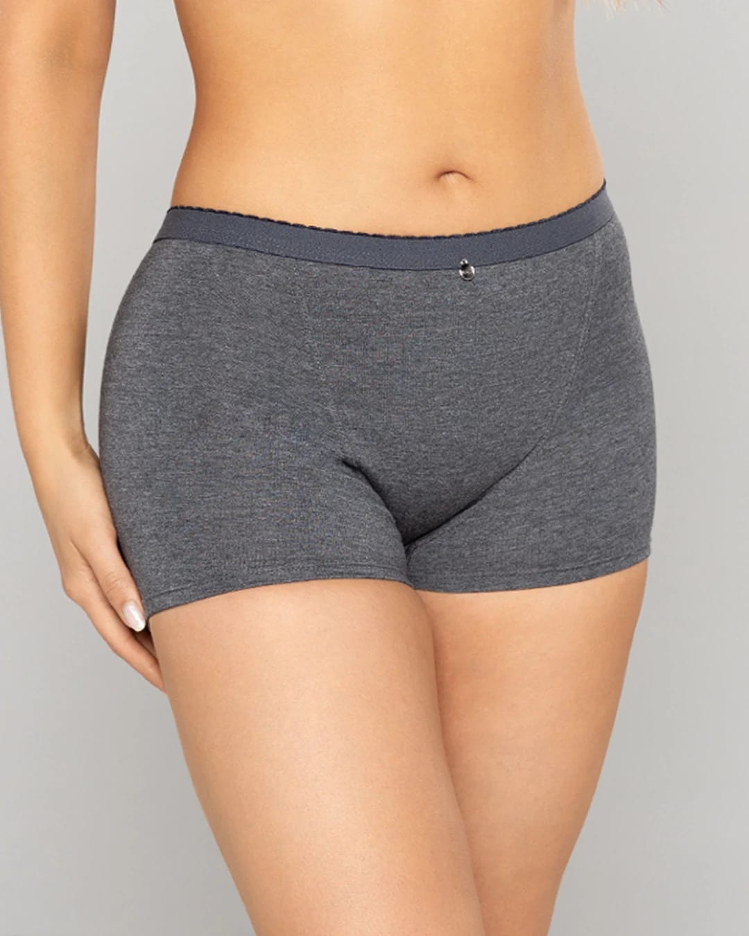 Boxer Femenino Tiro Alto Control Suave en Algodón con Efecto Levanta Cola Ref. 8058 - imagen 6
