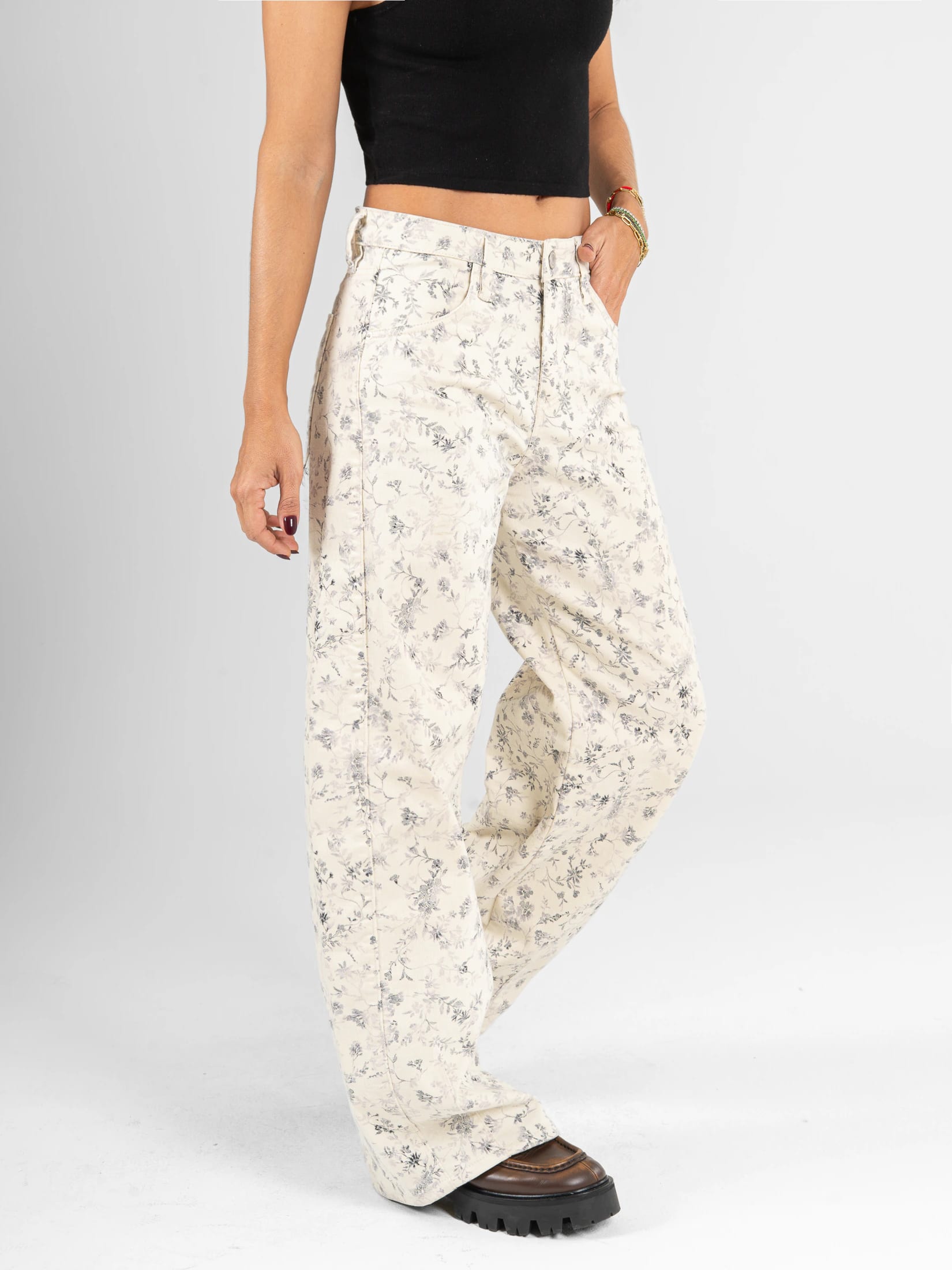 Ref: 0620653 Pantalón wide leg, stretch, detalle de tela estampada, tiro alto, tono ivory - imagen 2