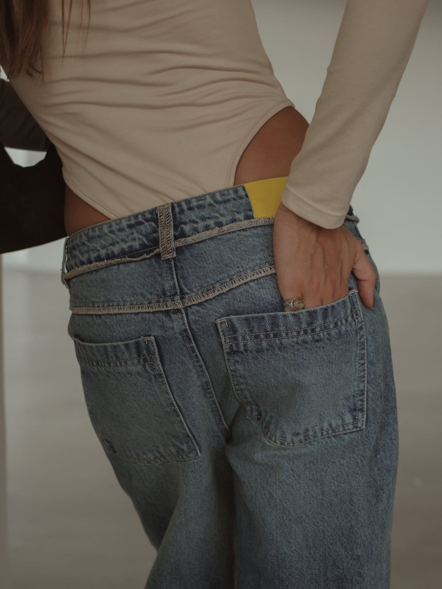 SPLIT LEG STRAIGHT JEAN - SOFT CLASSIC BLUE - imagen 11