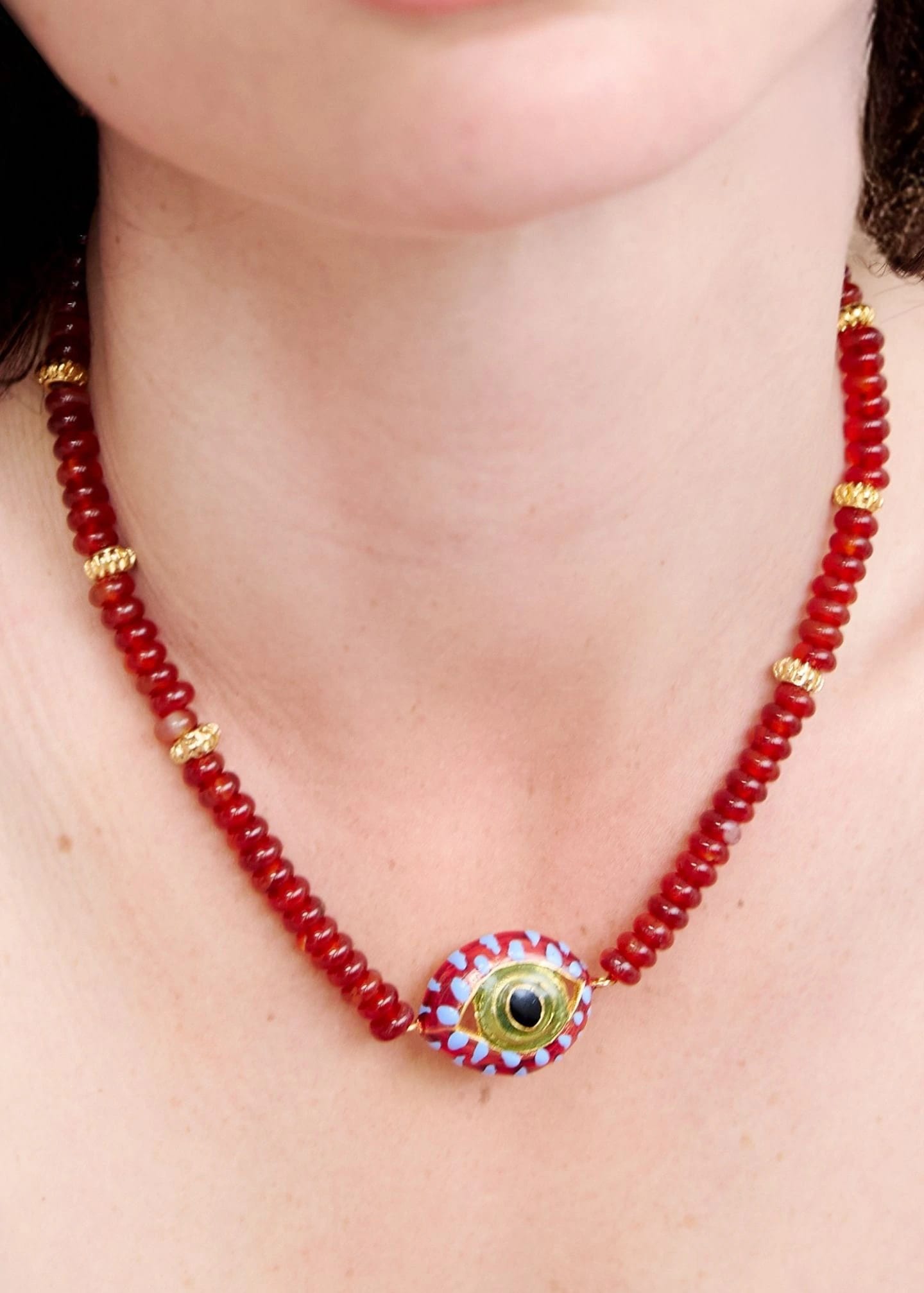Collar Cat Eye Midi Drops Burgundy - imagen 2