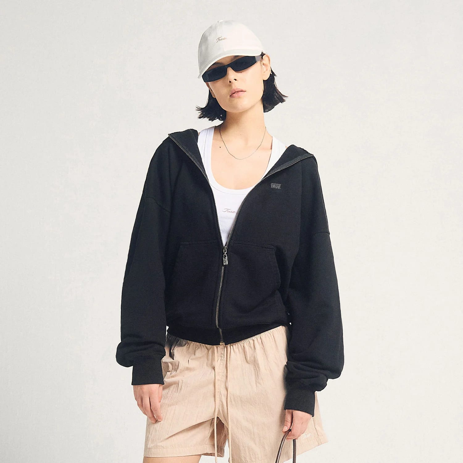 Classic Zipper Hoodie - Black - imagen 11