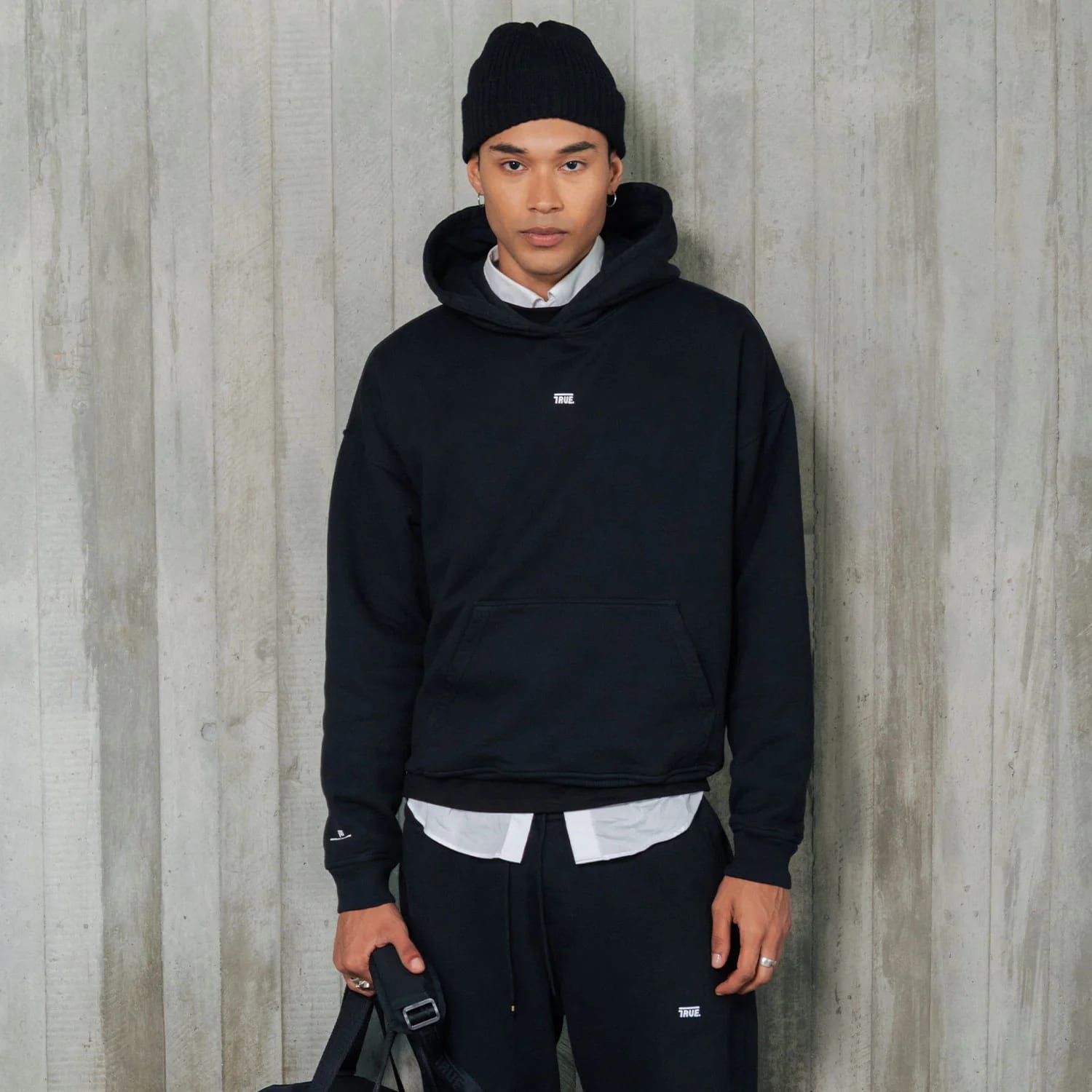 True Classic Hoodie - Deep Black - imagen 12