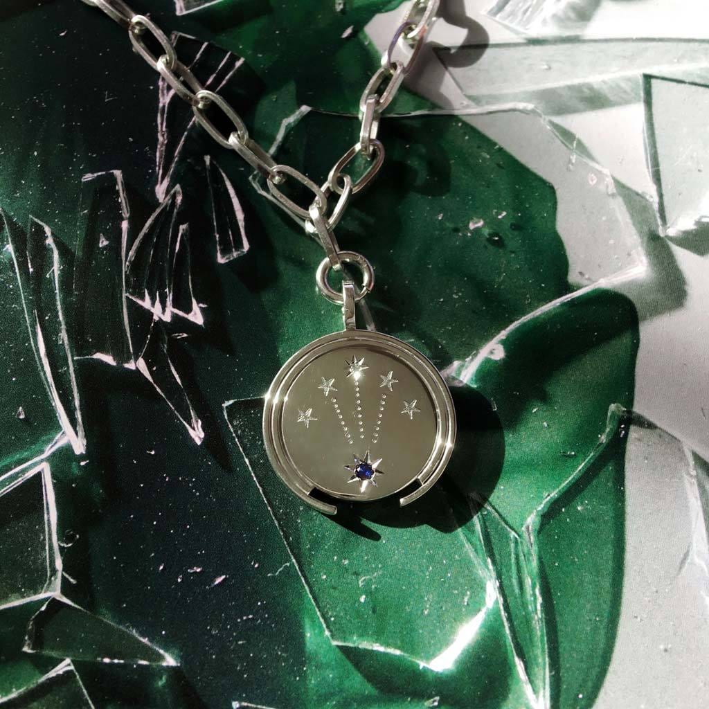 MONEDA SOHUM ESTRELLAS ZAFIRO PLATA - imagen 1