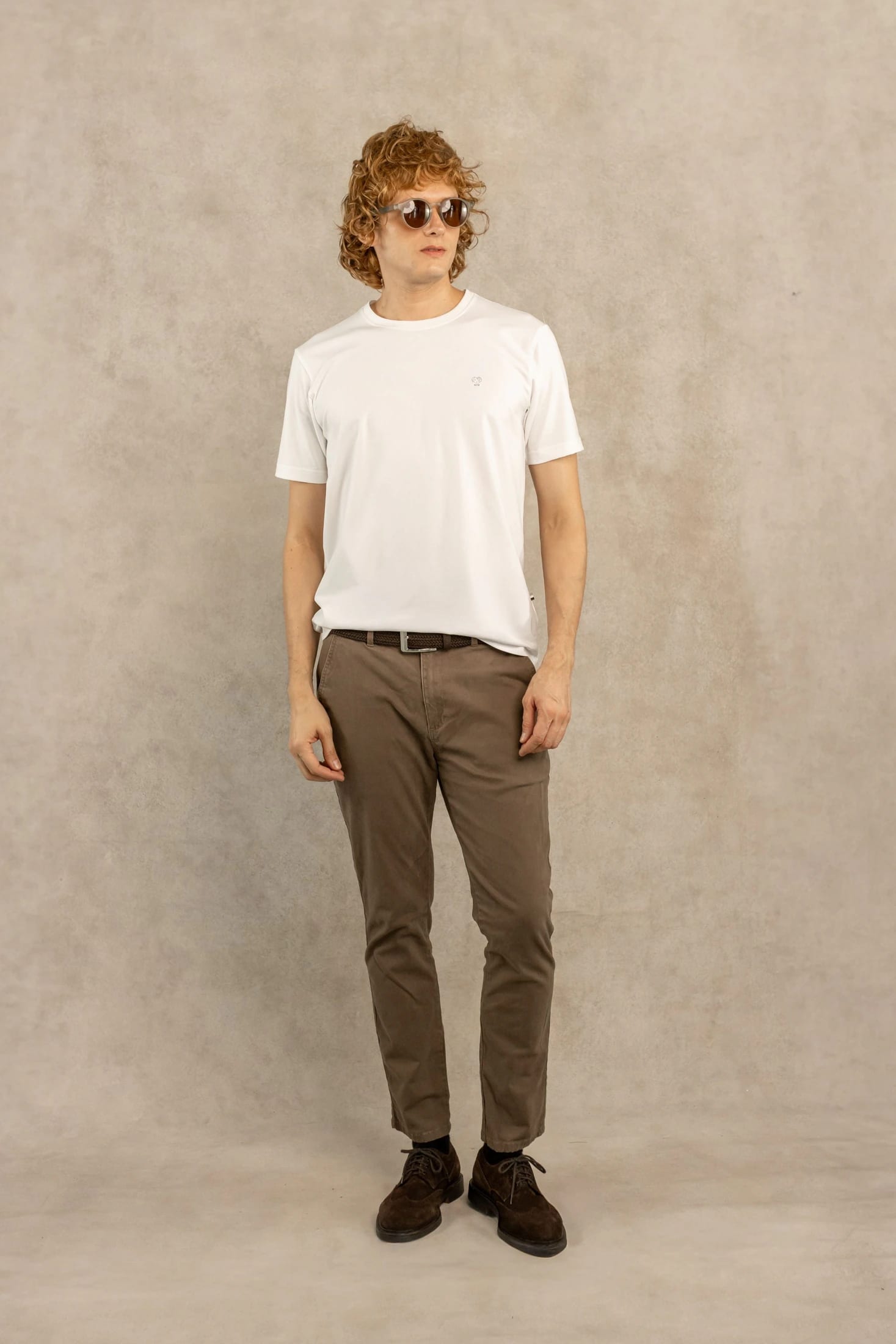 Camiseta Antimanchas Blanco Logo Gris - Talla Regular - imagen 2