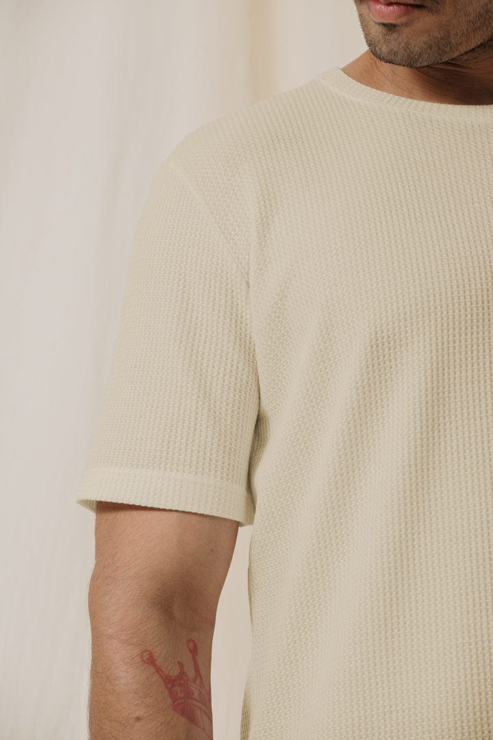 Camiseta texturizada beige - imagen 5