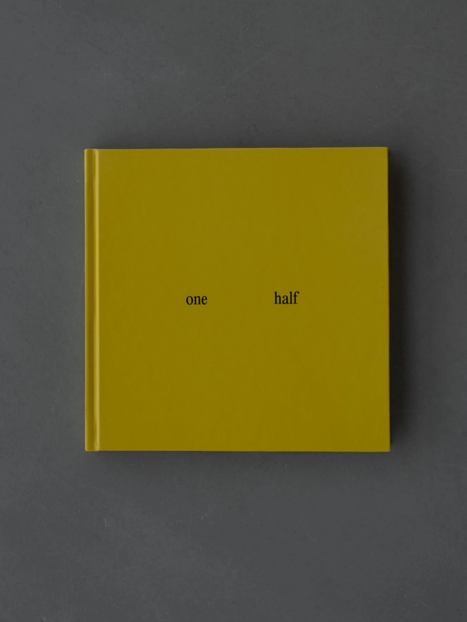 ONE HALF NOTEBOOK - ICONIC YELLOW - imagen 2