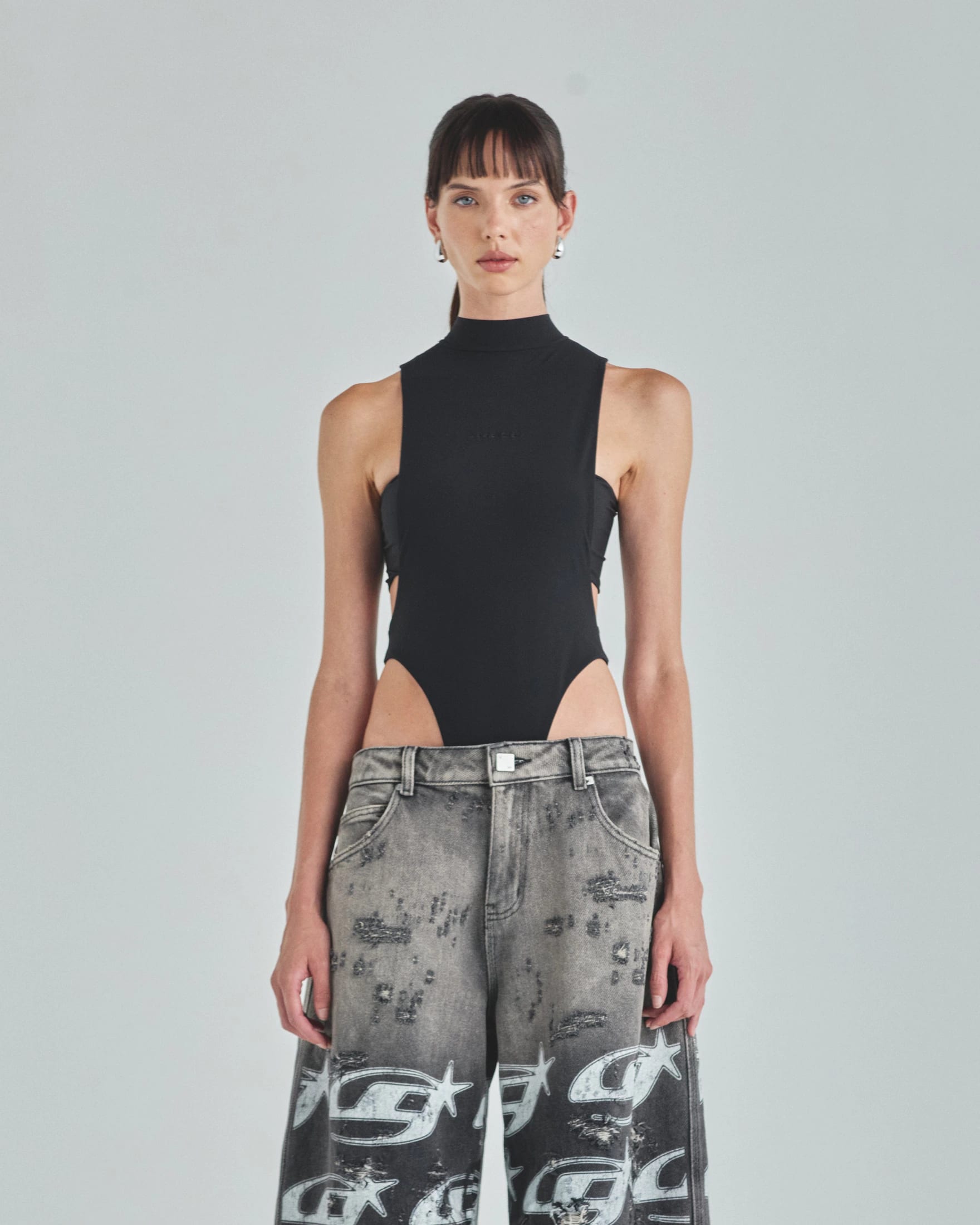 Act 1 Undergold Studio Paneled Body Black - imagen 2